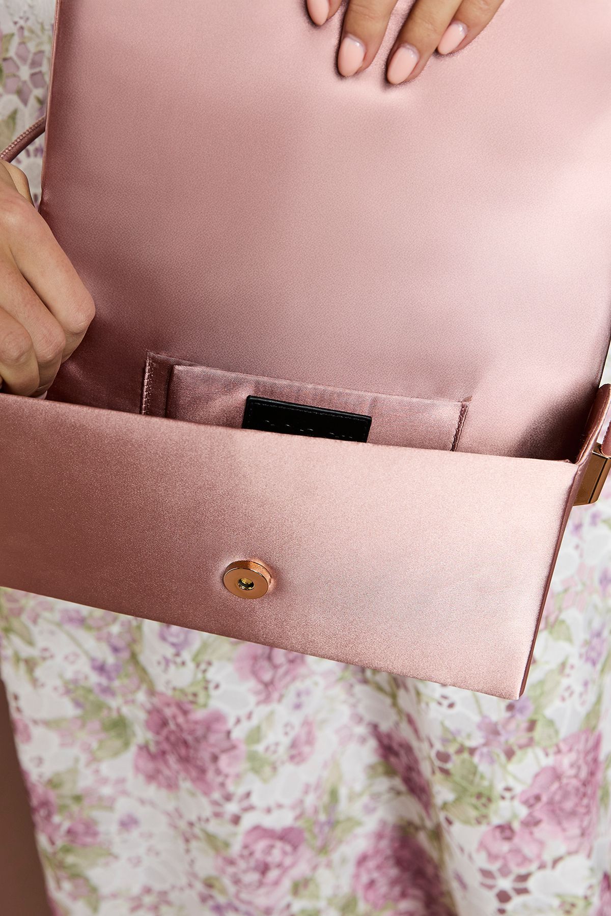 Coast Ava Flower Detail Grab Bag Blush image 3