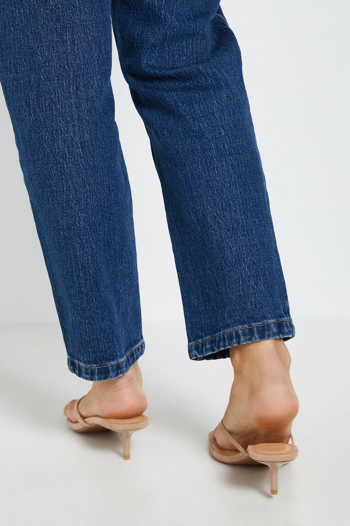 Dorothy Perkins Catriona Faux Suede Kitten Heel Toe Thong Sandals Tan image 3