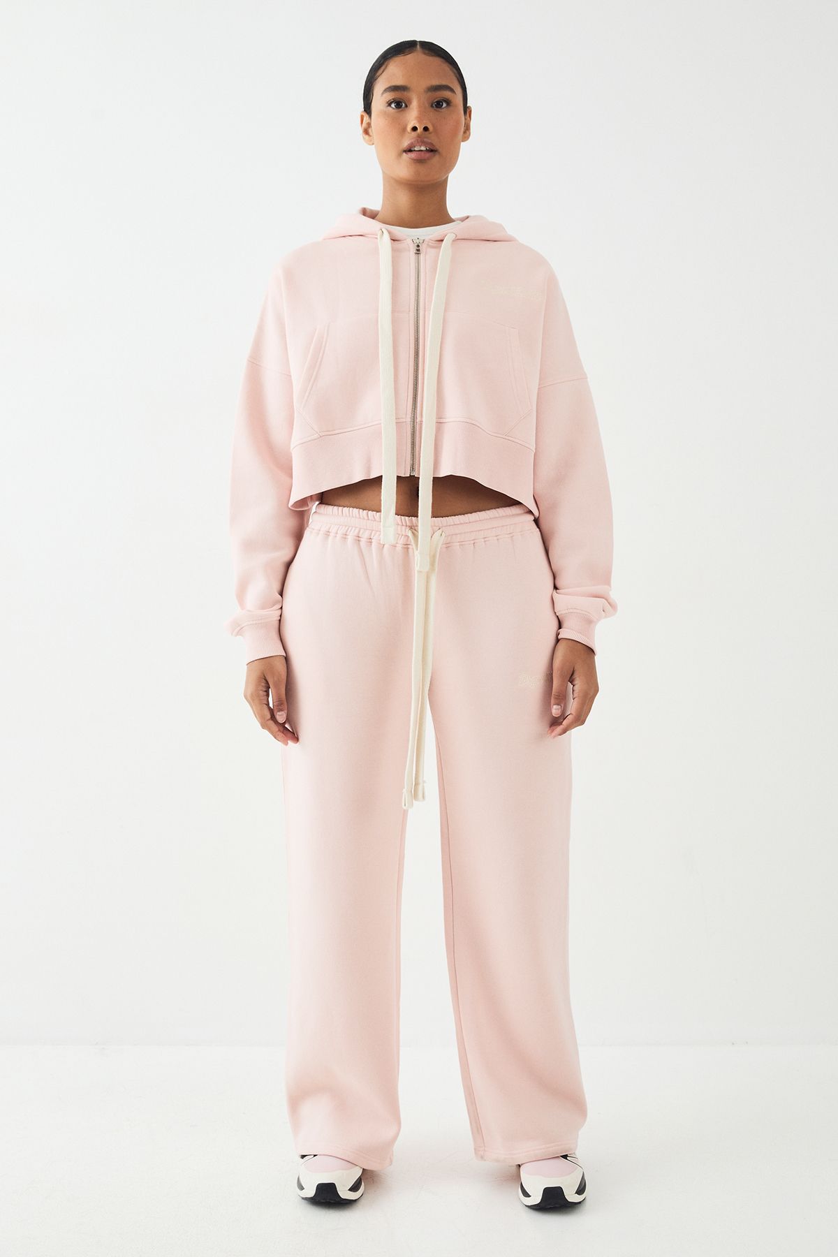 DSGN Studio DSGN Studio Contrast Drawcord Boxy Crop Hoodie Light Pink image 5