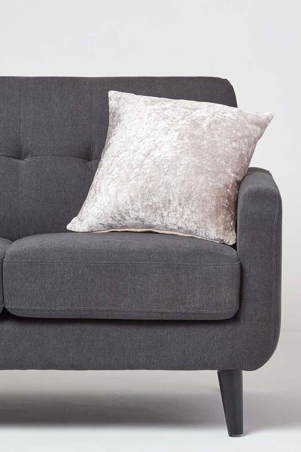 Homescapes Luxury Crushed Velvet Cushion Cover image 2