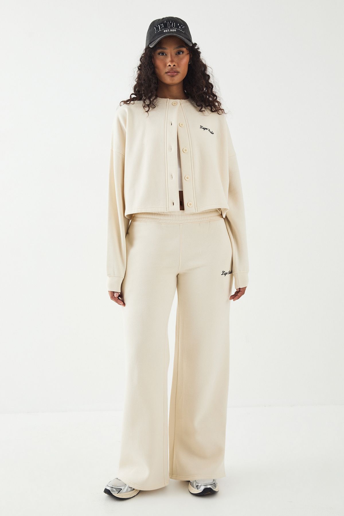 DSGN Studio DSGN Studio Straight Leg Jogger Cream image 5