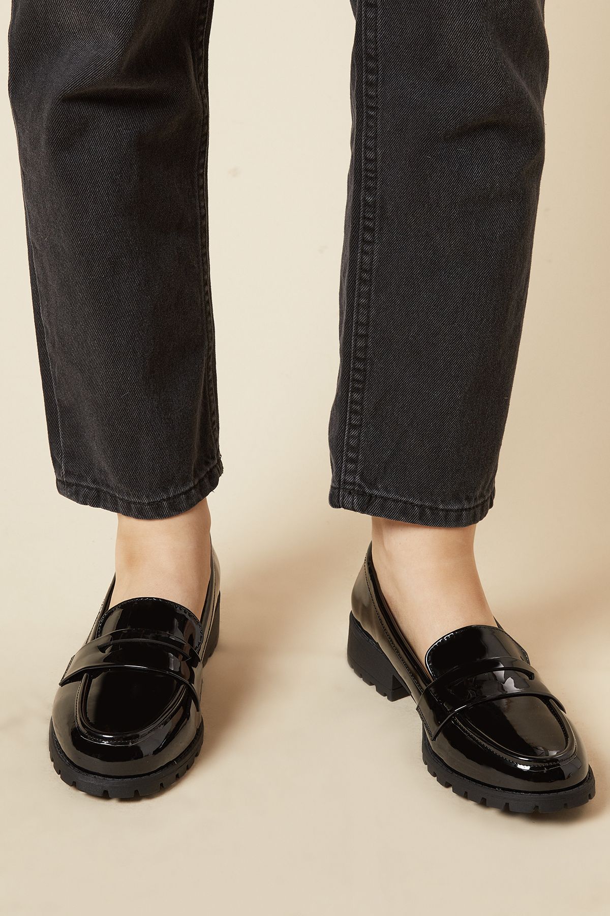 Dorothy Perkins Wide Fit Leoni Chunky Loafers True Black image 2