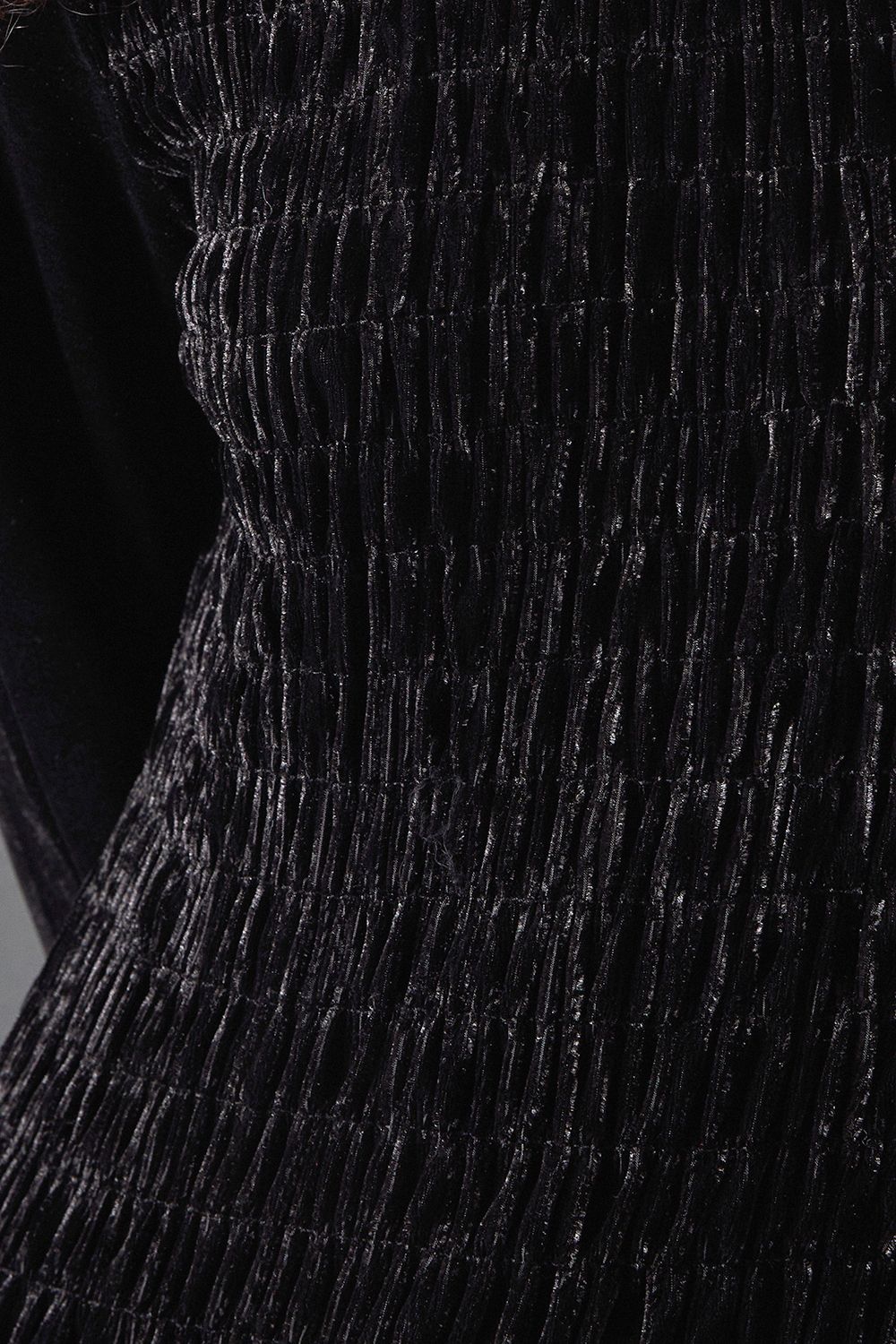 Warehouse Velvet Ruched Body Puff Sleeve Midi Dress Black image 5