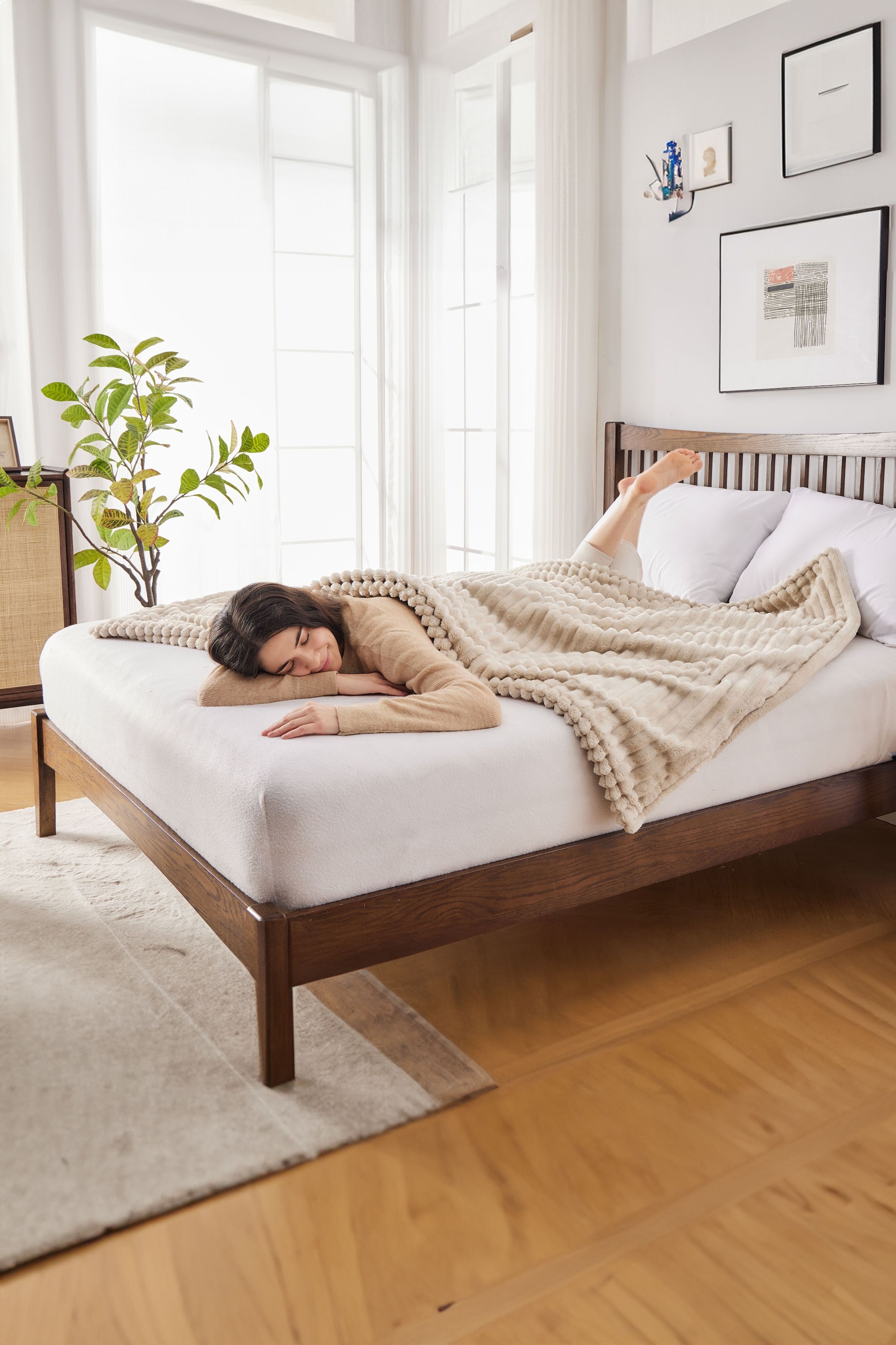 Neo Waffle Shaped Electric Blanket Heated Fleece Overblanket Throw Machine Washable Remote Timer Control Heat Settings image 5