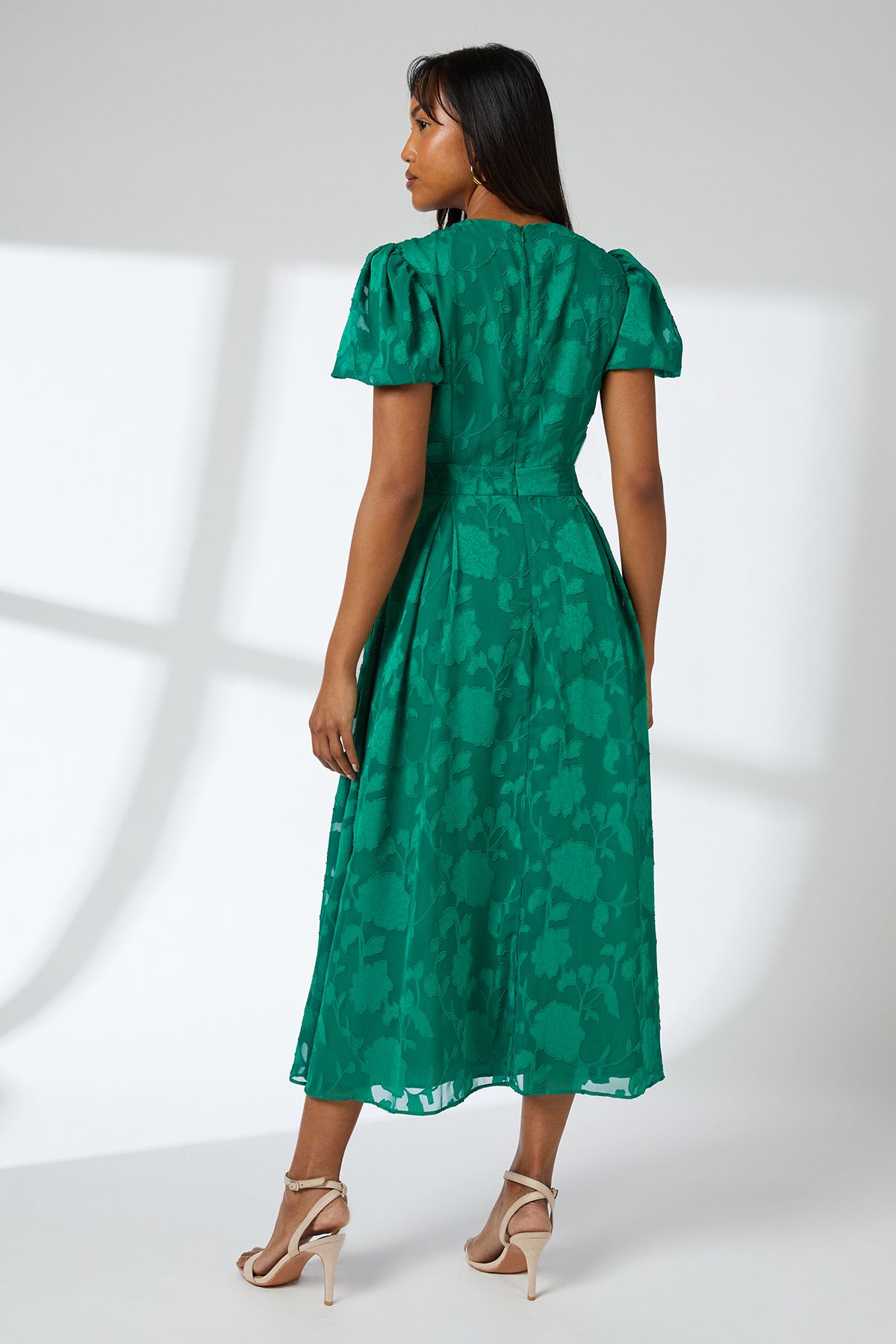 Wallis Principles Floral Jacquard Puff Sleeve Midi Dress Green image 3