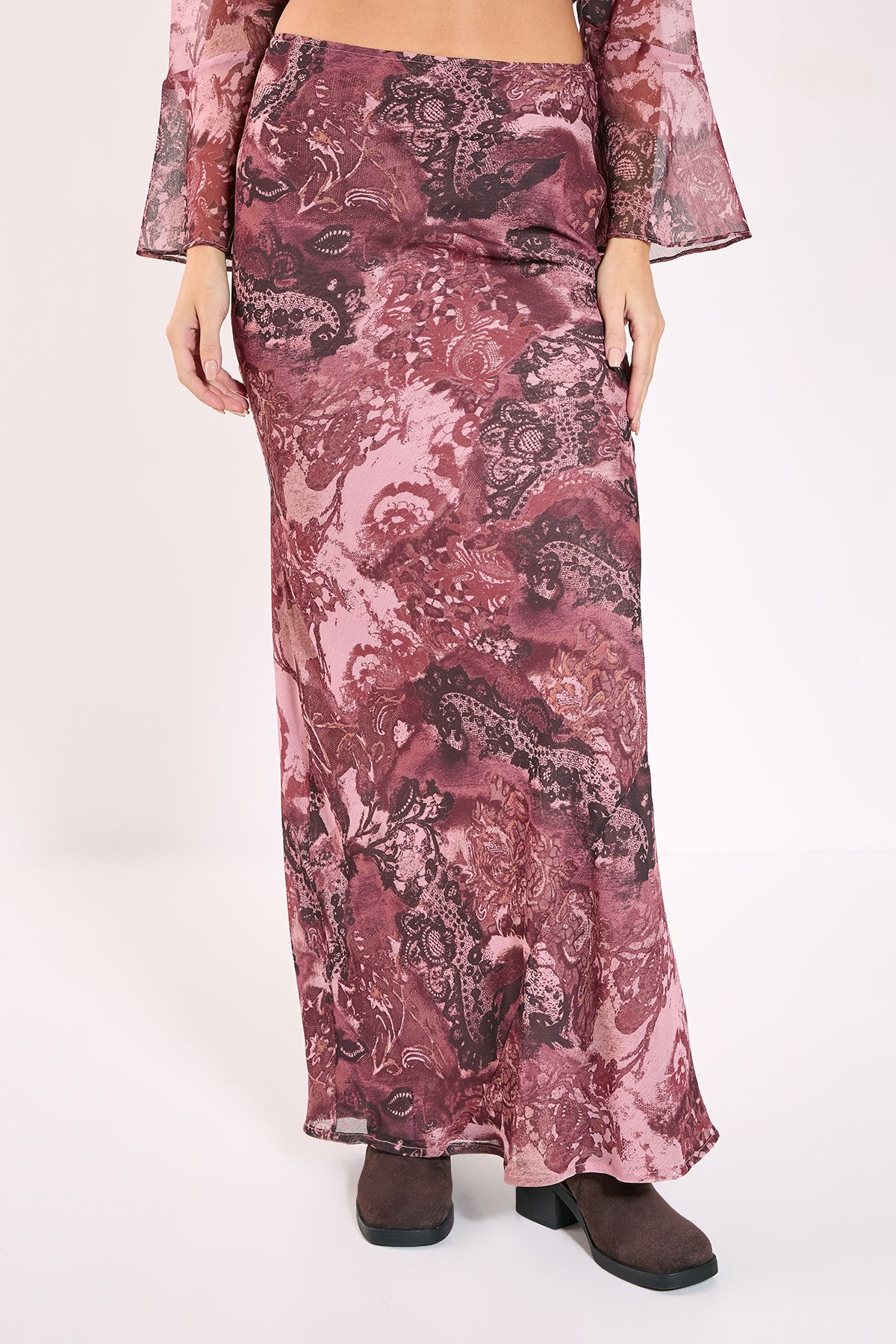 NastyGal Paisley Chiffon Bias Maxi Skirt Rust image 2