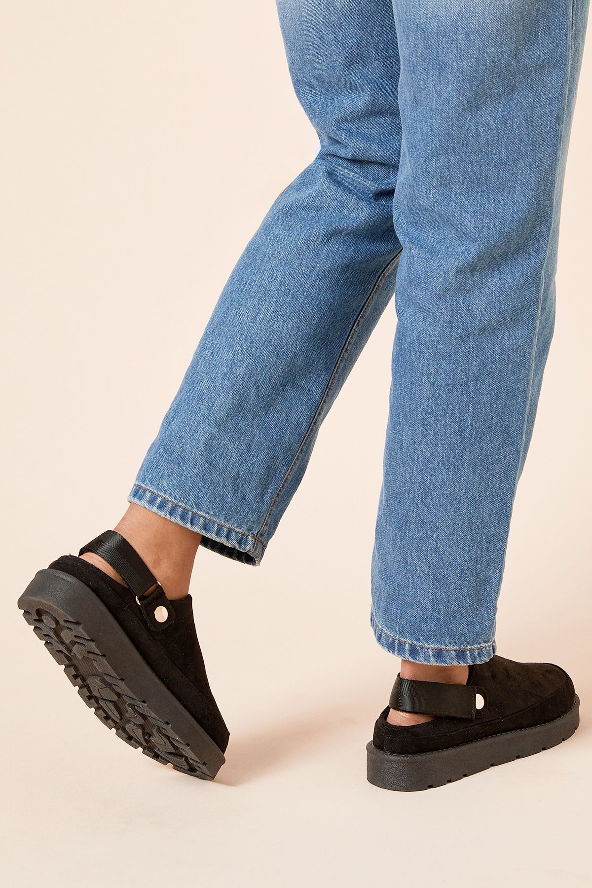 Dorothy Perkins Zinnia Faux Suede & Sheepskin Slingback Closed Toe Cosy Mules Black image 4