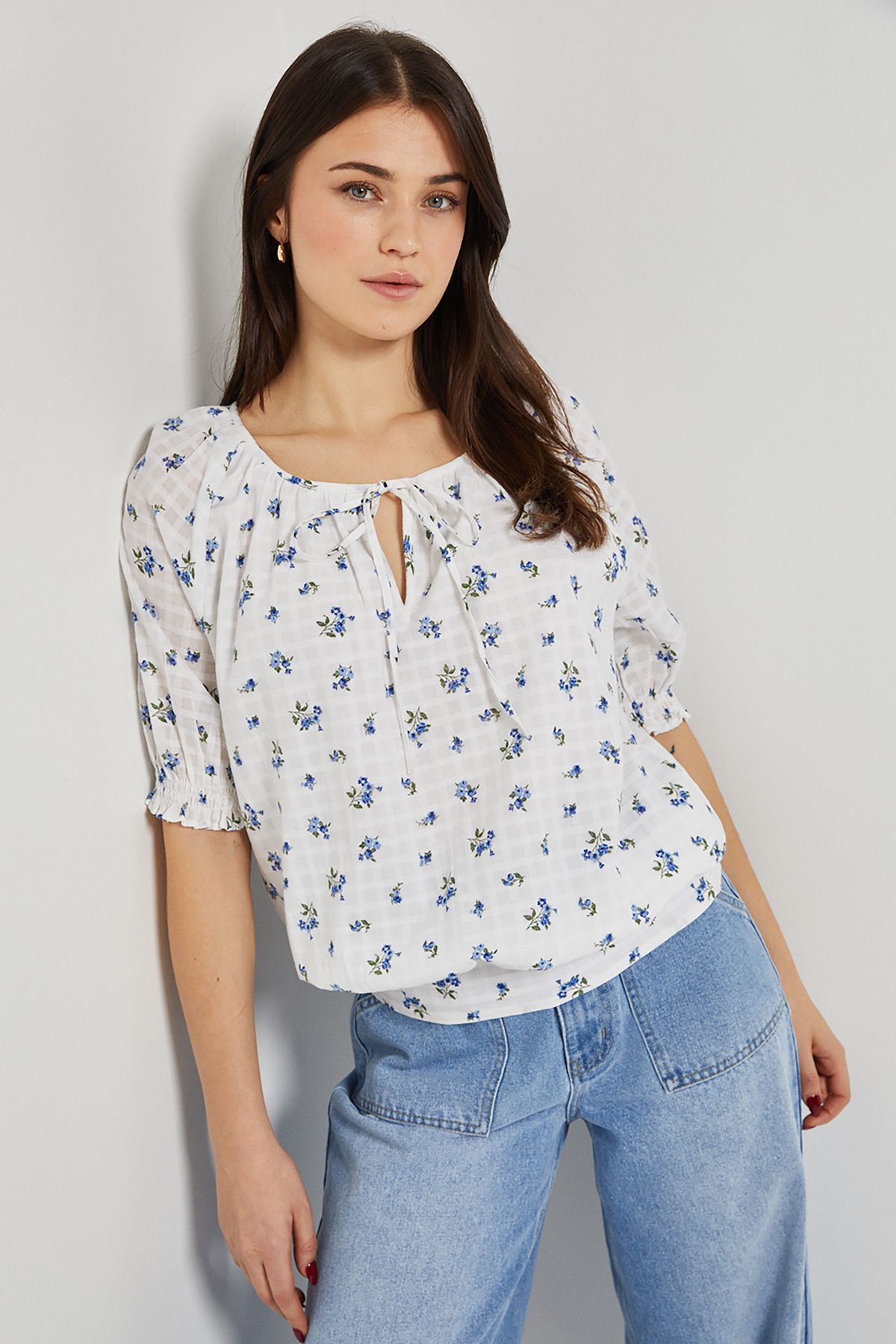 Dorothy Perkins Tie Front Puff Sleeve Embroidered Seersucker Blouse White