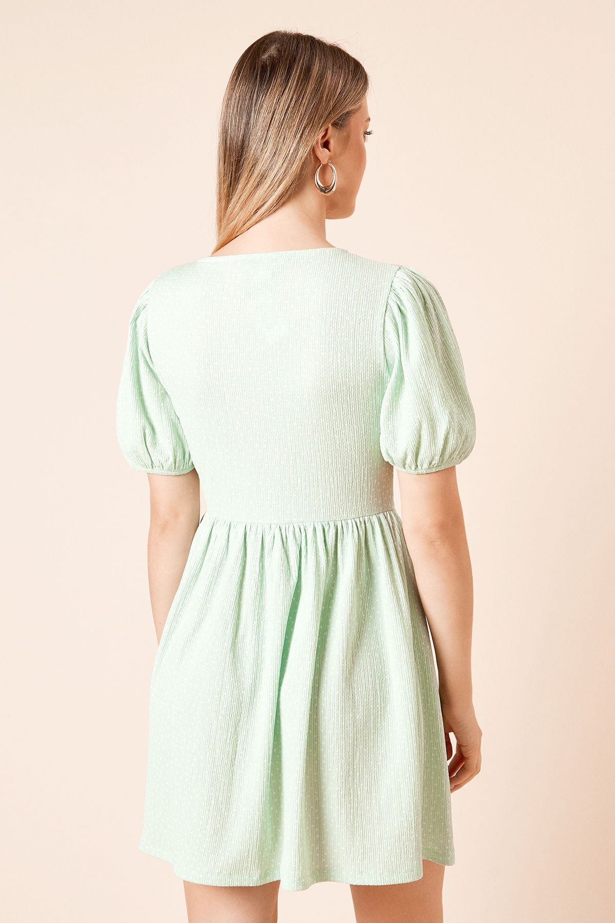 Dorothy Perkins Pin Spot Bow Tie Front Puff Sleeve Jersey Mini Dress Green image 5