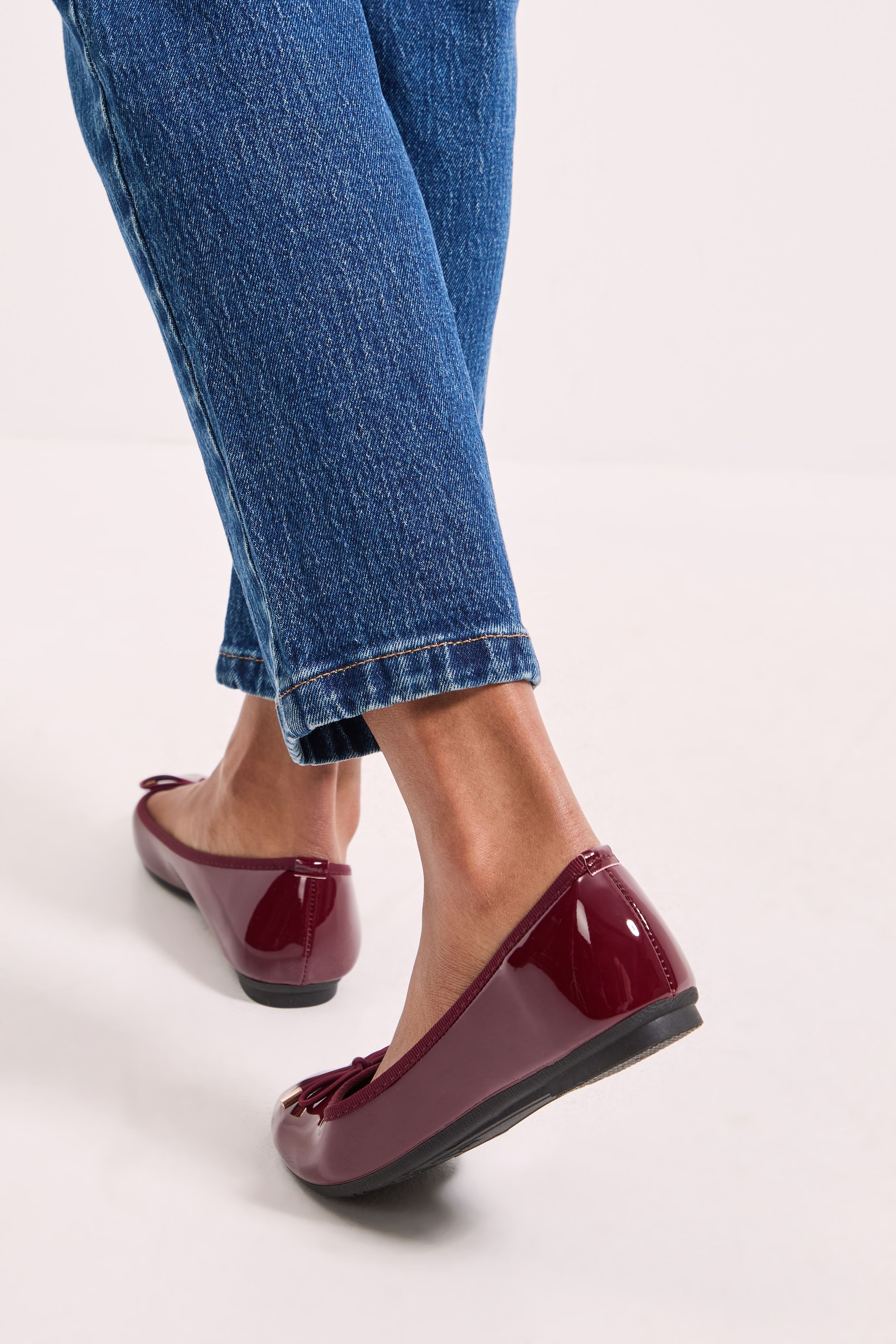 Dorothy Perkins Penny Faux Patent Leather Comfort Ballerinas Burgundy image 3