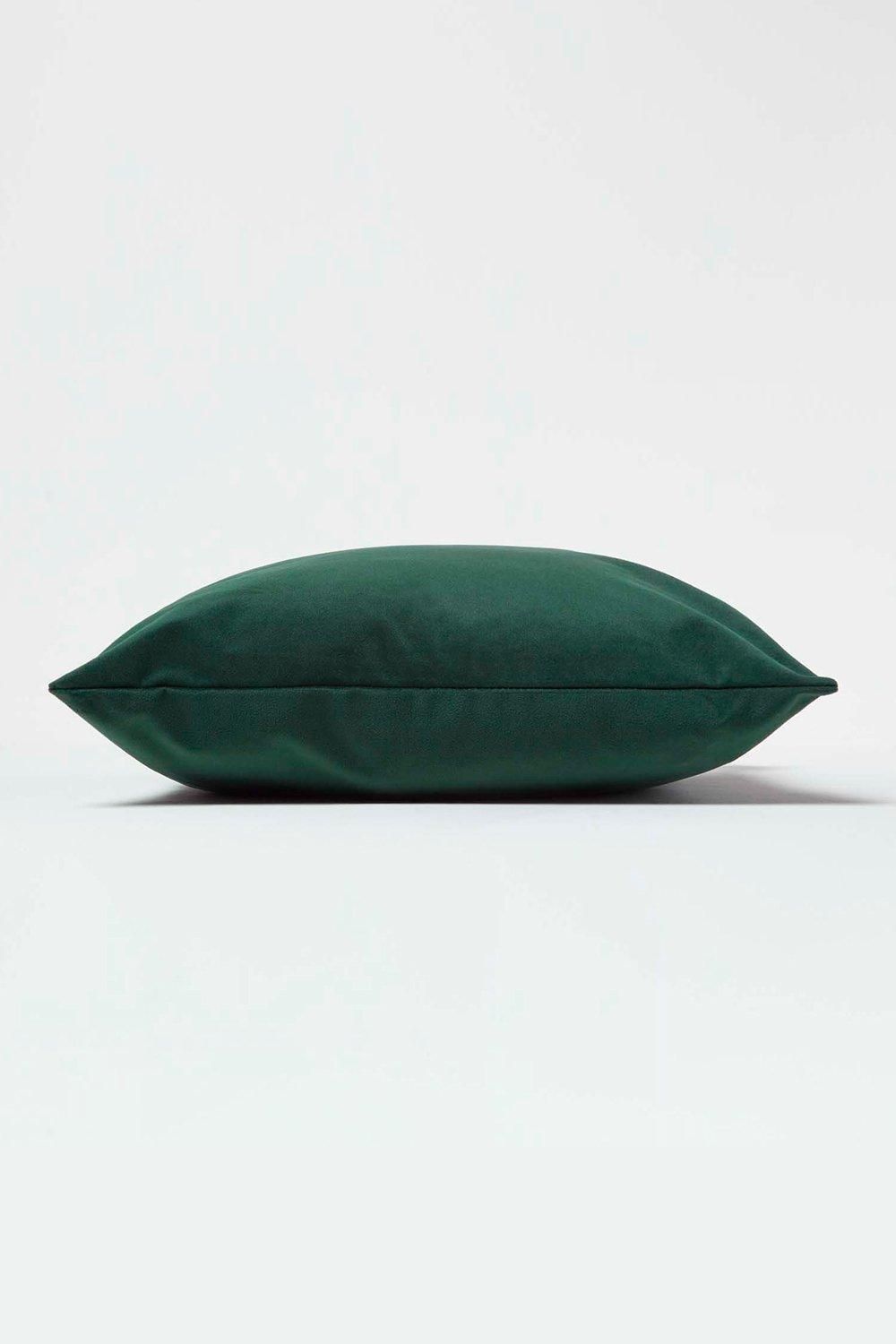 Homescapes Luxury Soft Velvet Cushion image 4