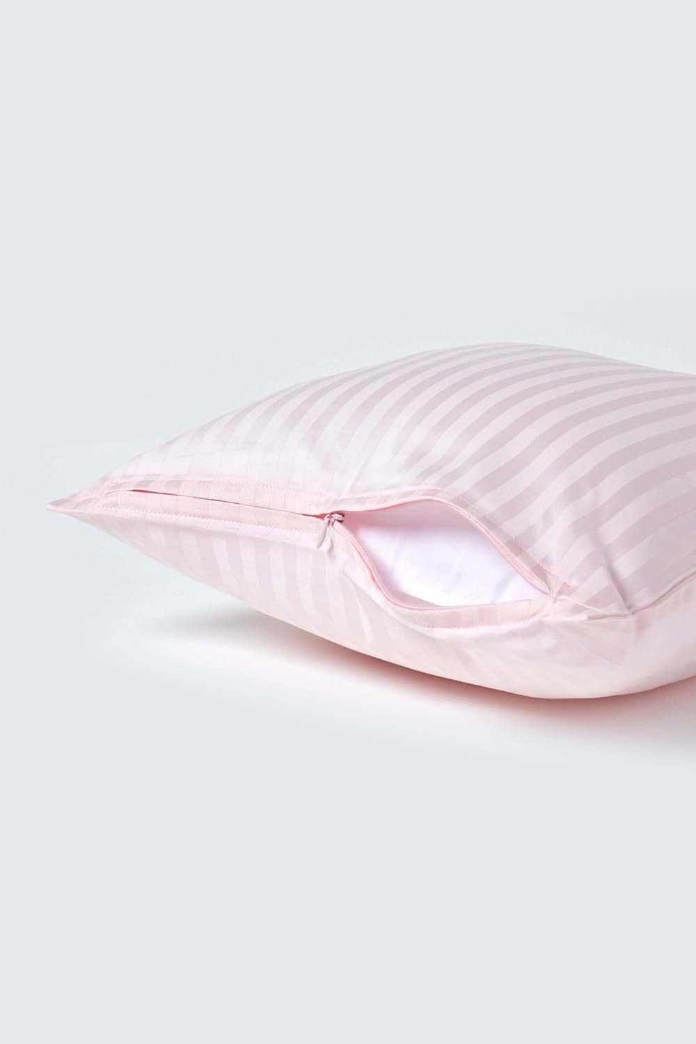 Homescapes Continental Egyptian Cotton Pillowcase 330 TC, 40 x 40 cm image 3