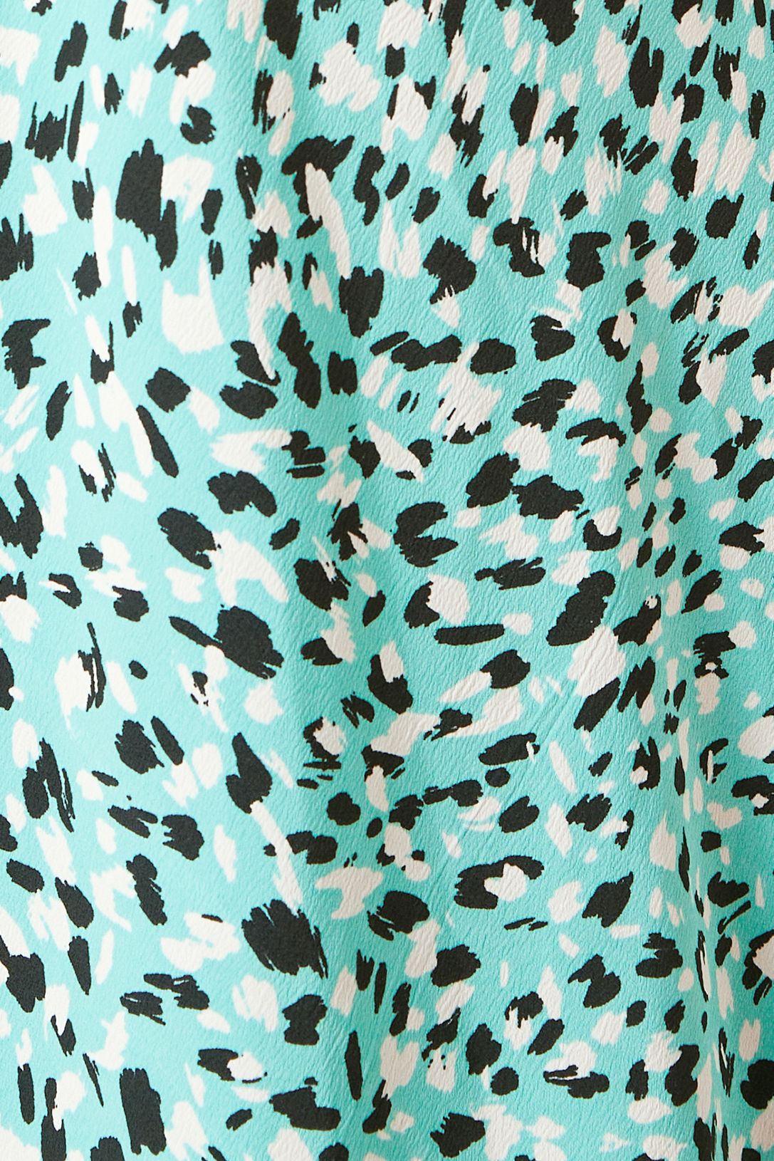 Dorothy Perkins Green Animal Flutter Sleeve Mini Dress Green image 5