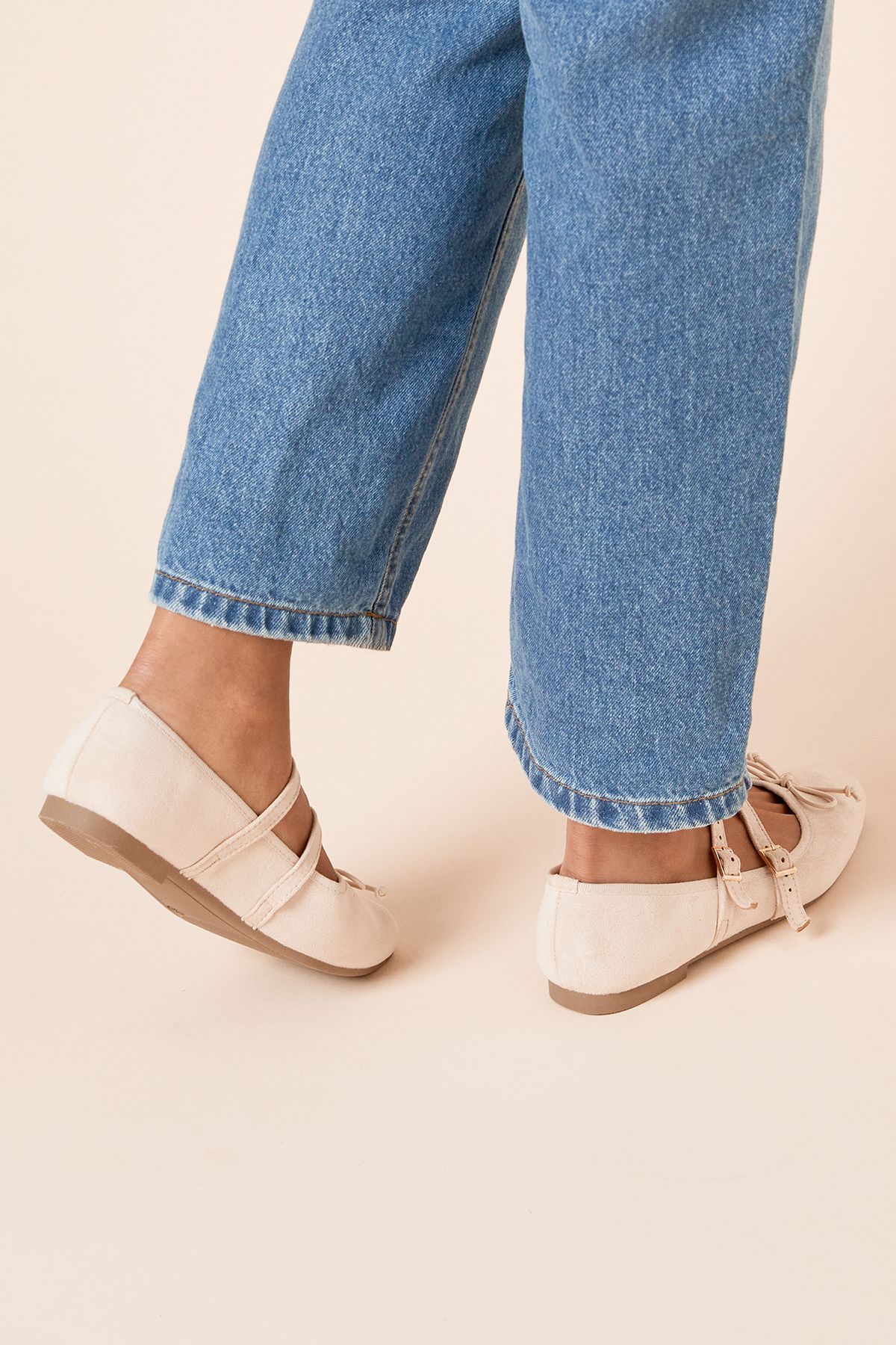 Dorothy Perkins Margaret Faux Suede Cross Strap Mary Jane Flat Ballet Pumps Beige image 4