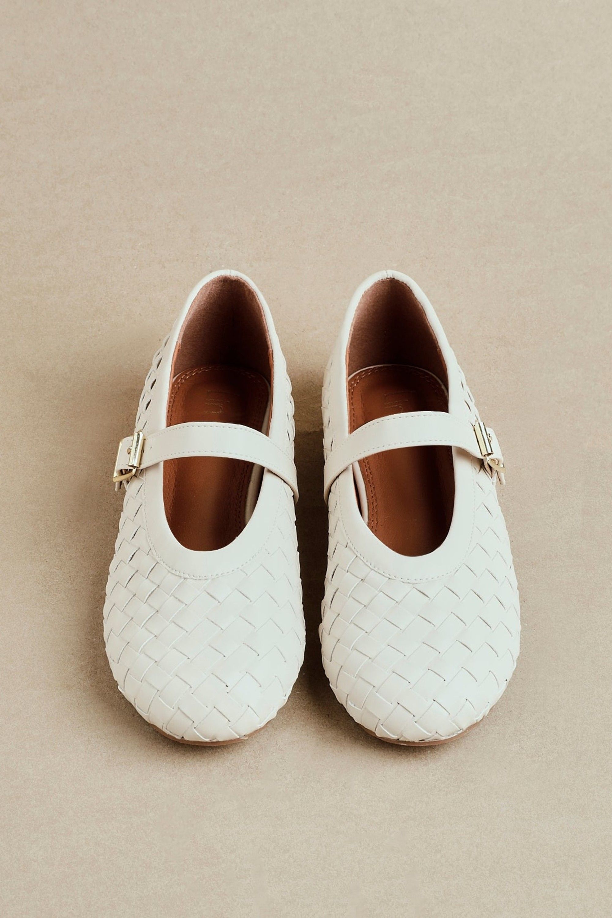 Linzi Daily Nude Faux Leather Woven Mary Jane Pump image 2