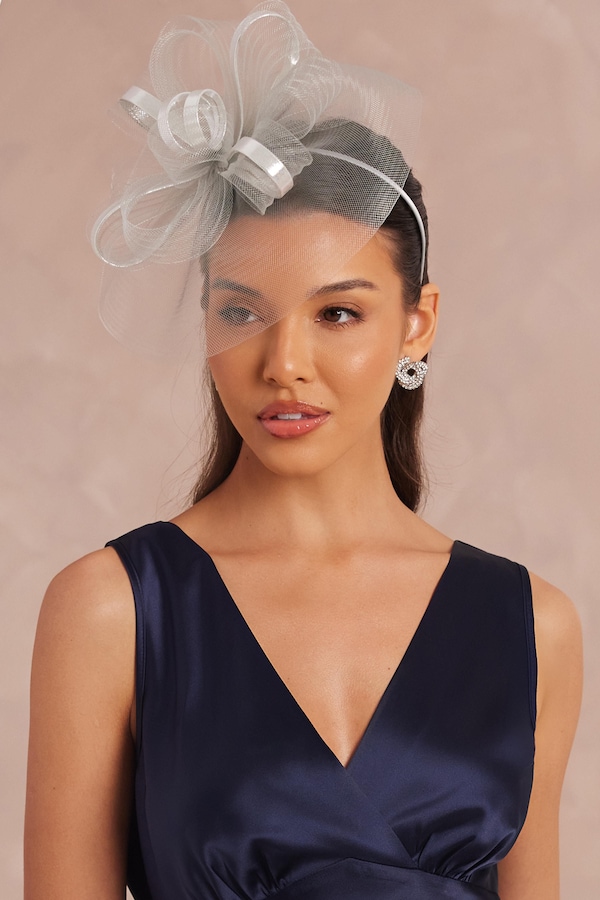Quiz Silver Shimmer Loop Fascinator