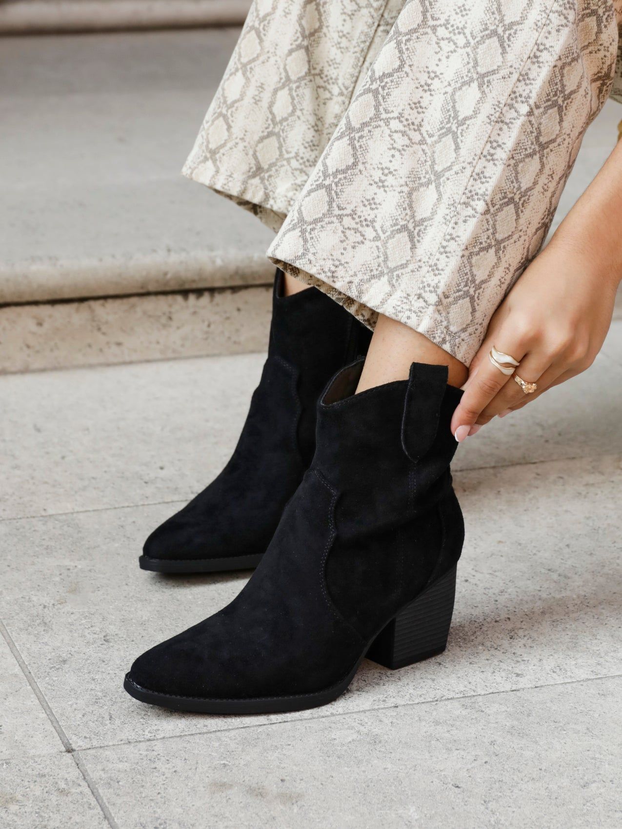 Linzi Jessie Black Faux Suede Western Ankle Boot image 6