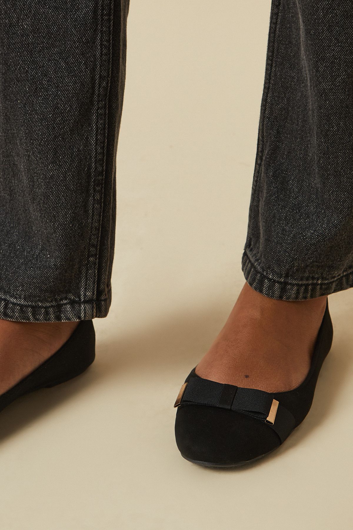 Dorothy Perkins Violet Comfort Bow Detail Ballerinas Black image 4