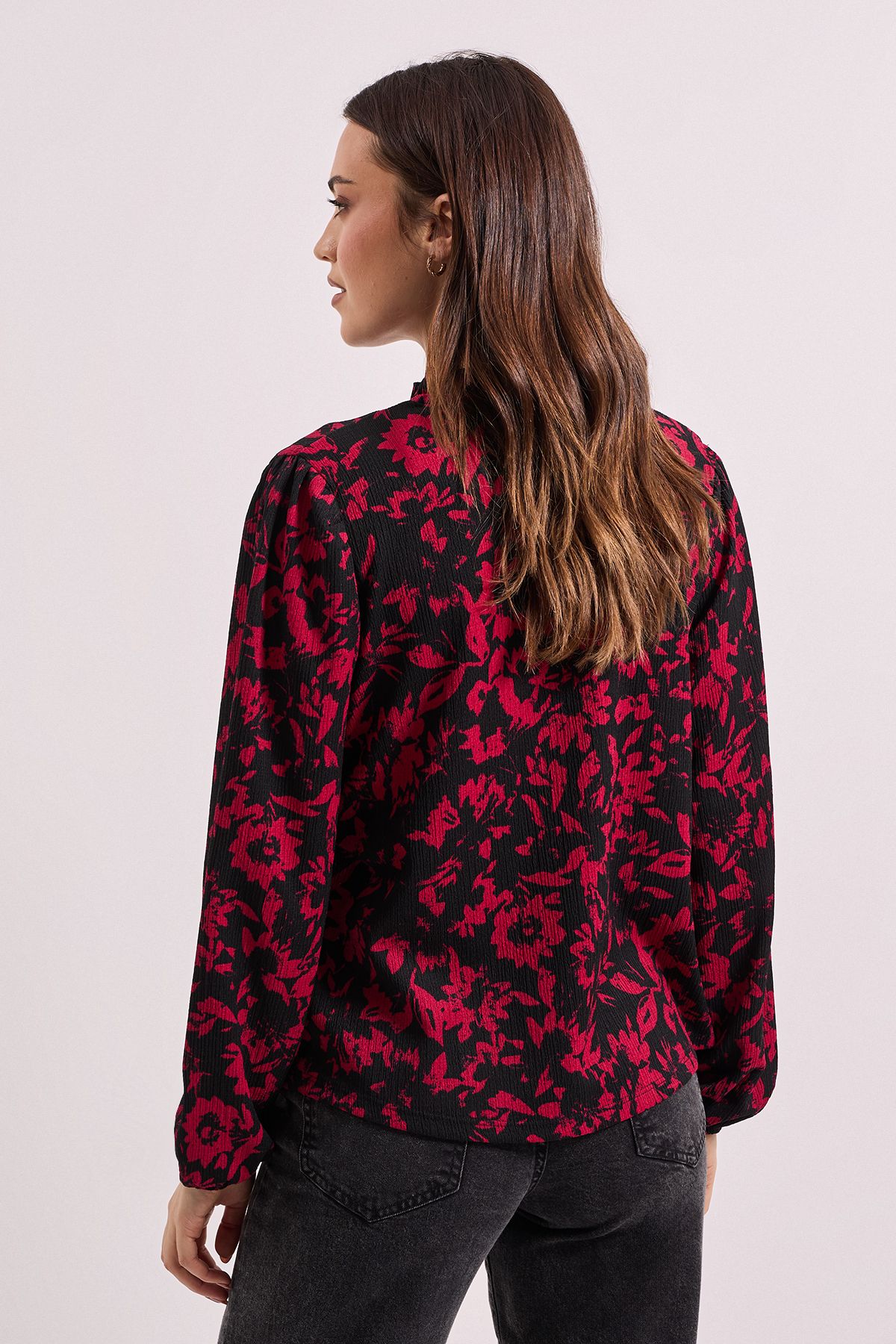 Dorothy Perkins Pink Floral Tie Neck Detail Blouson Sleeve Jersey Top Pink image 3