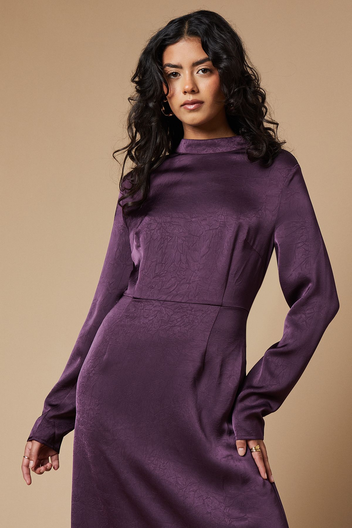 Oasis Petite Satin High Neck Twist Back Midi Dress Purple image 4