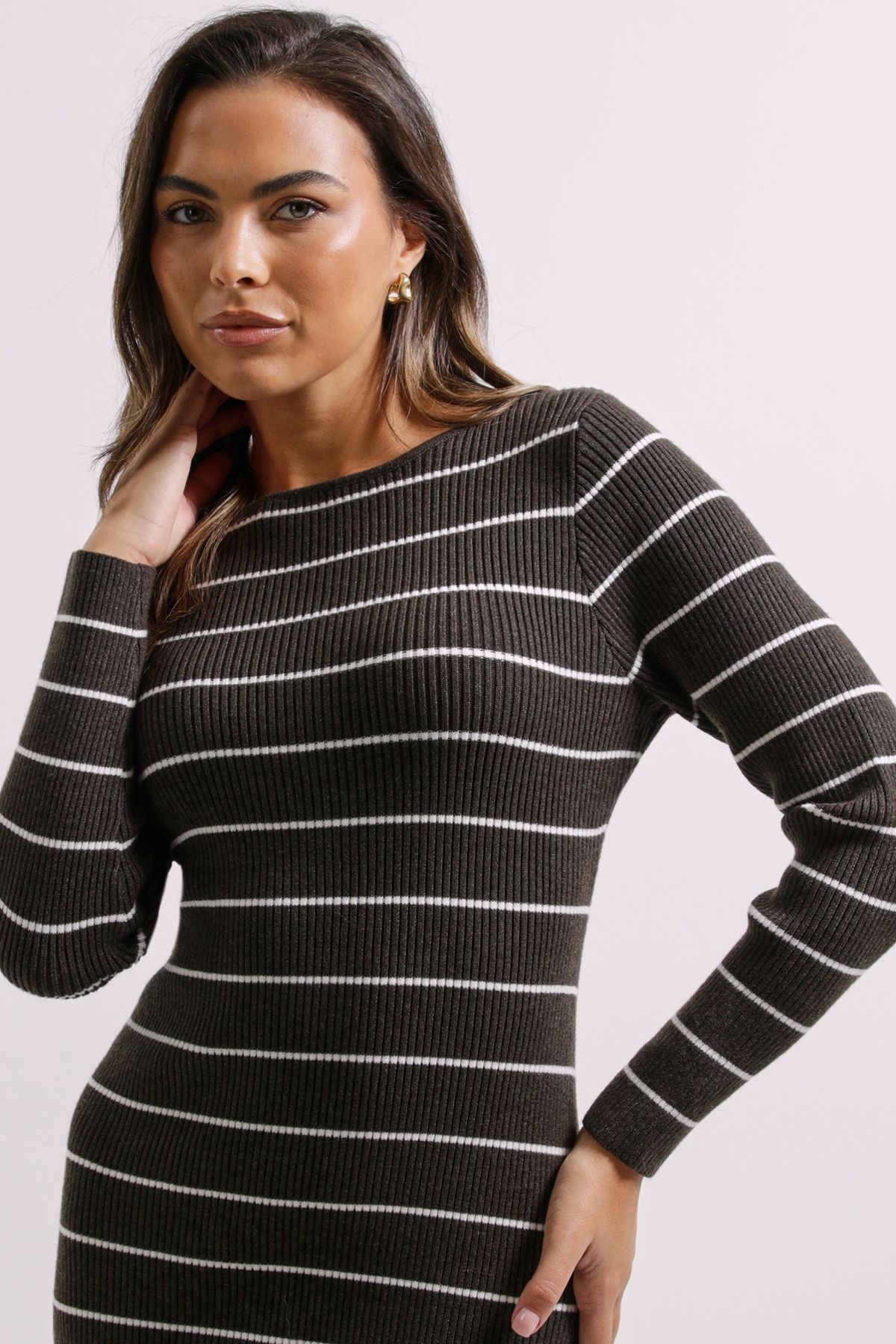 Dorothy Perkins Grey Slim Slash  Neck Knitted Mini Dress Grey image 4