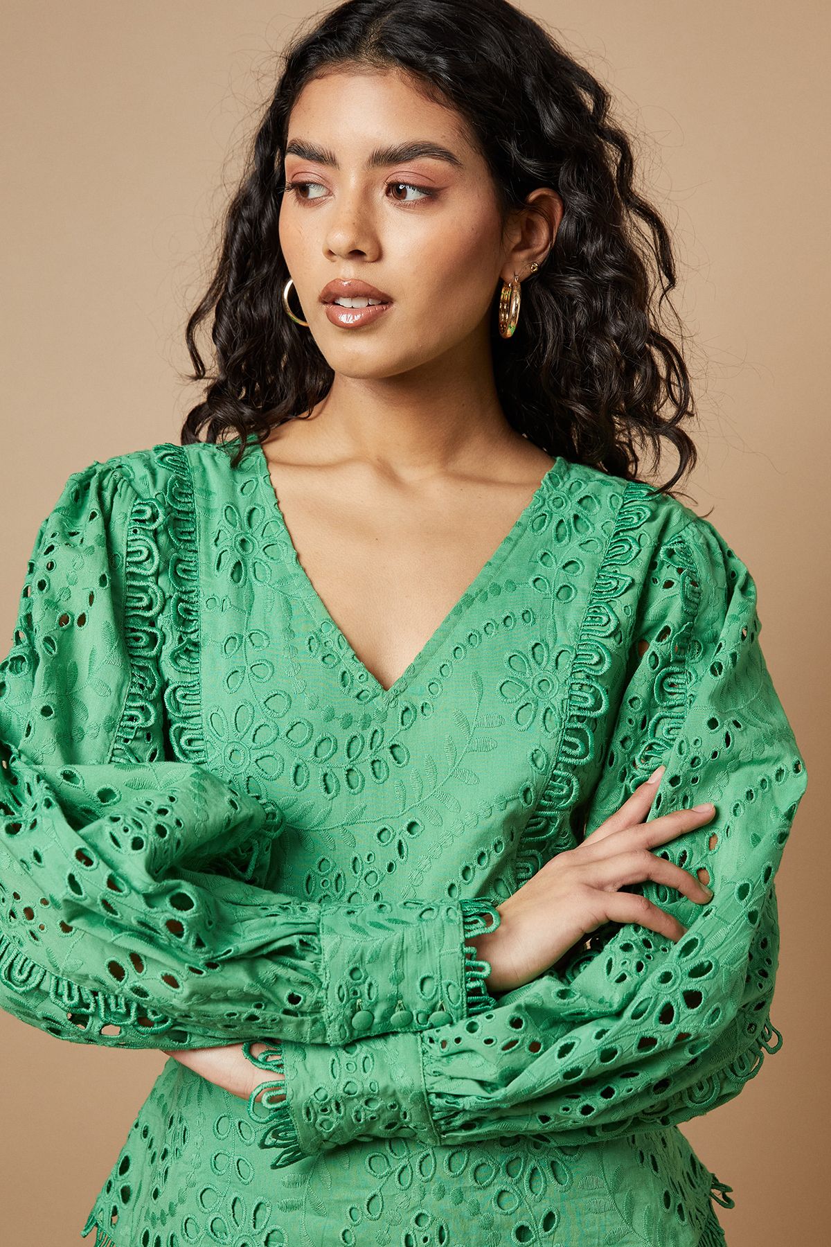 Oasis Petite Broderie Lace Trim Tiered Mini Dress Green image 4