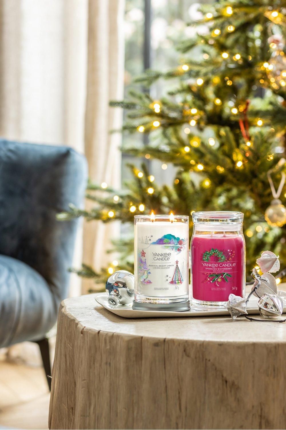 Yankee Candle Sparkling Winterberry Signature Large Jar Candle Multi image 2