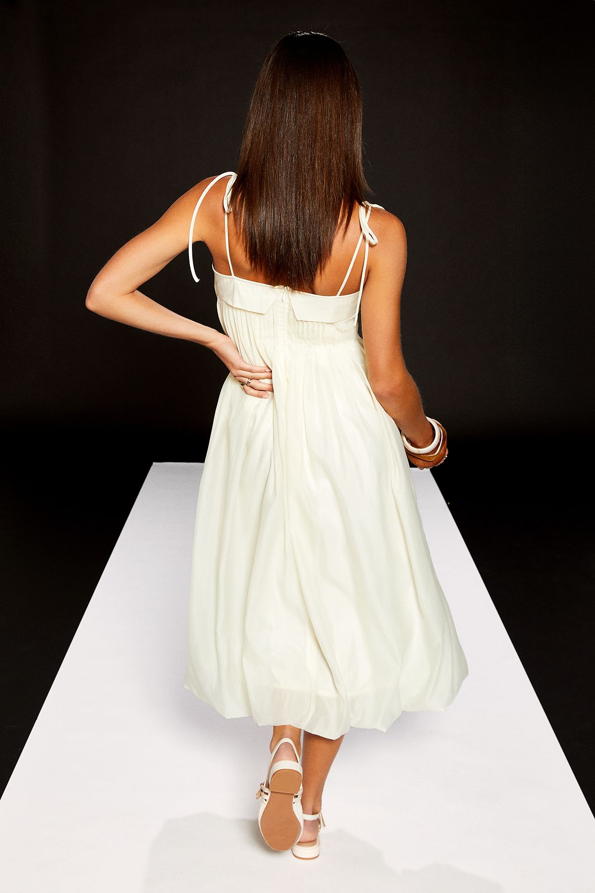 RUNWAY 1.8.1.8 Runway 1.8.1.8 Tie Strap Pleat Detail Midi Dress Lemon image 4