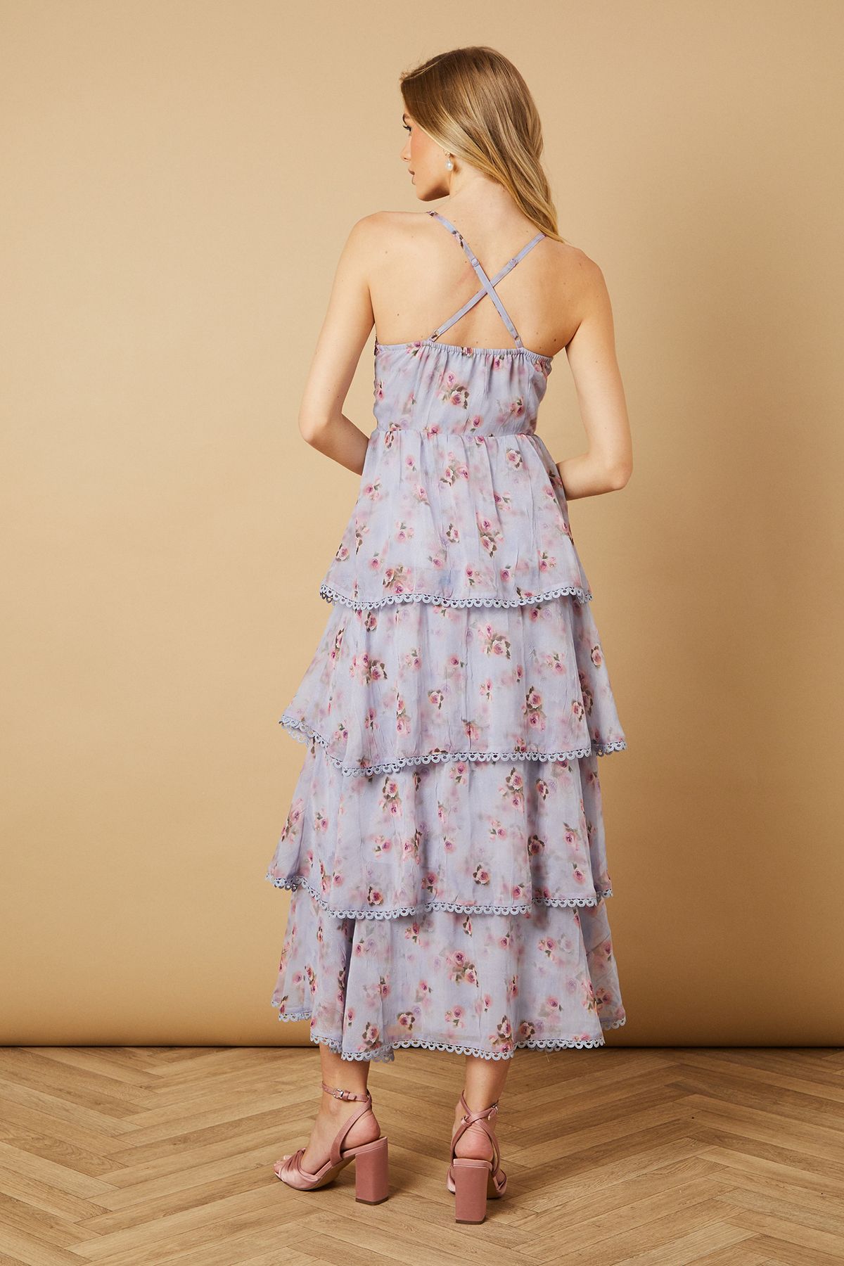 Oasis Printed Tiered Halterneck Spaghetti Strap Maxi Dress Purple image 5