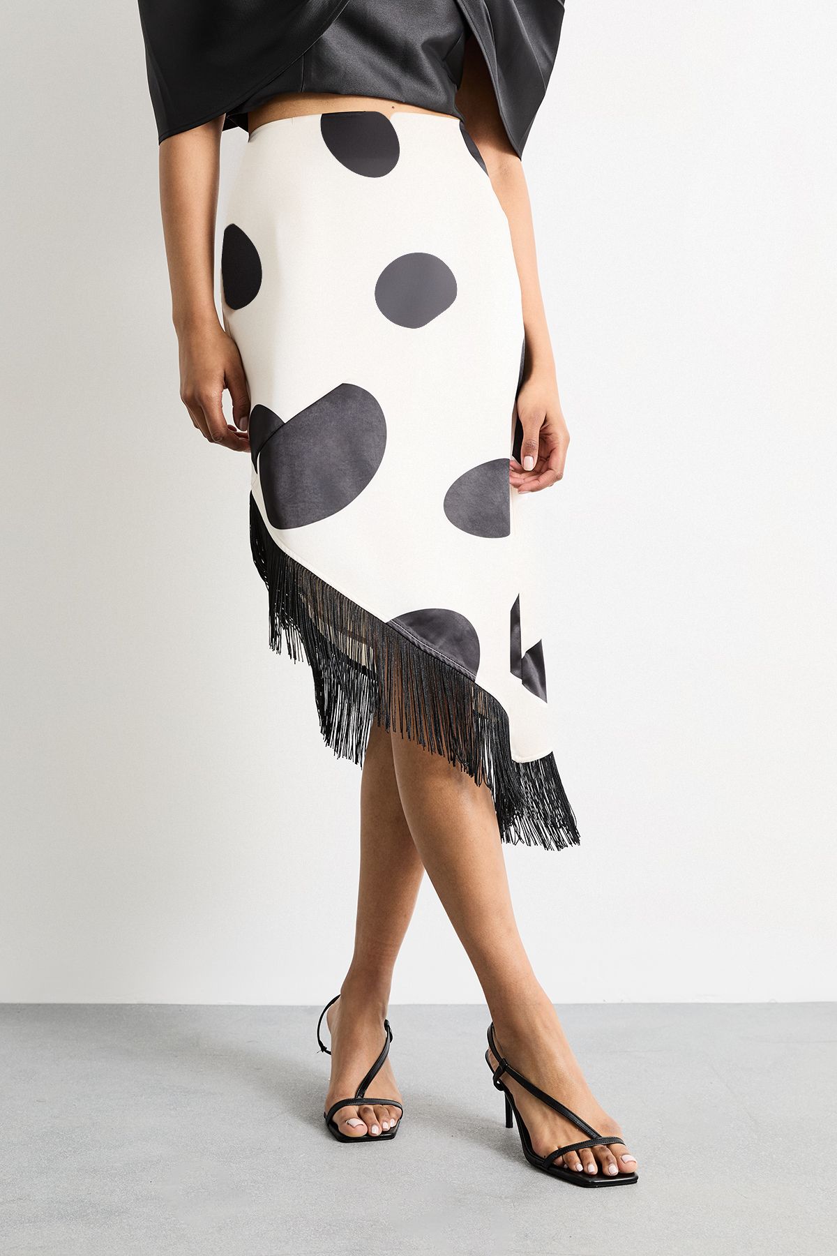 Warehouse Abstract Printed Satin Fringed Midi Skirt Mono image 2
