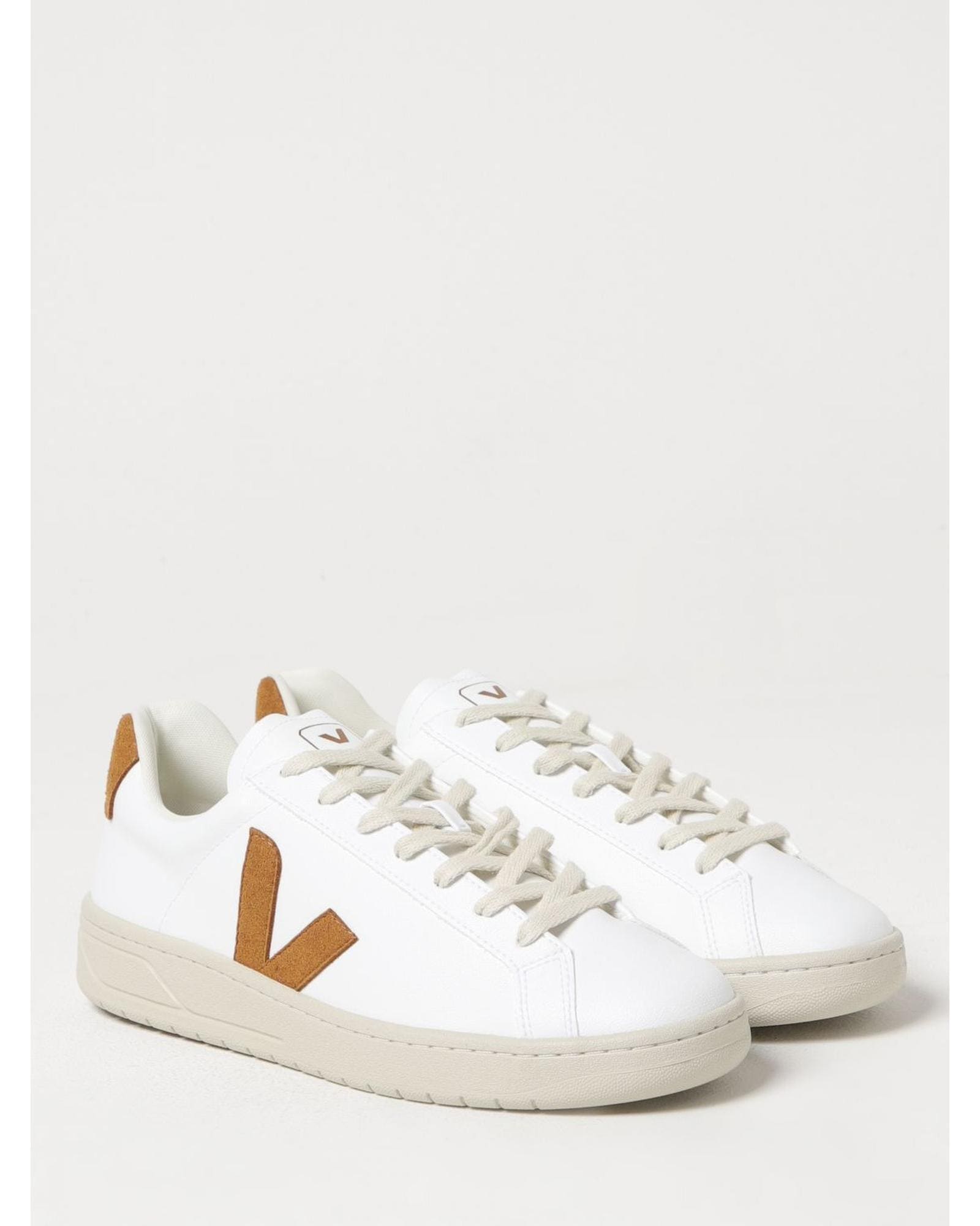 Veja V10 Extra White Casual Sneaker image 2