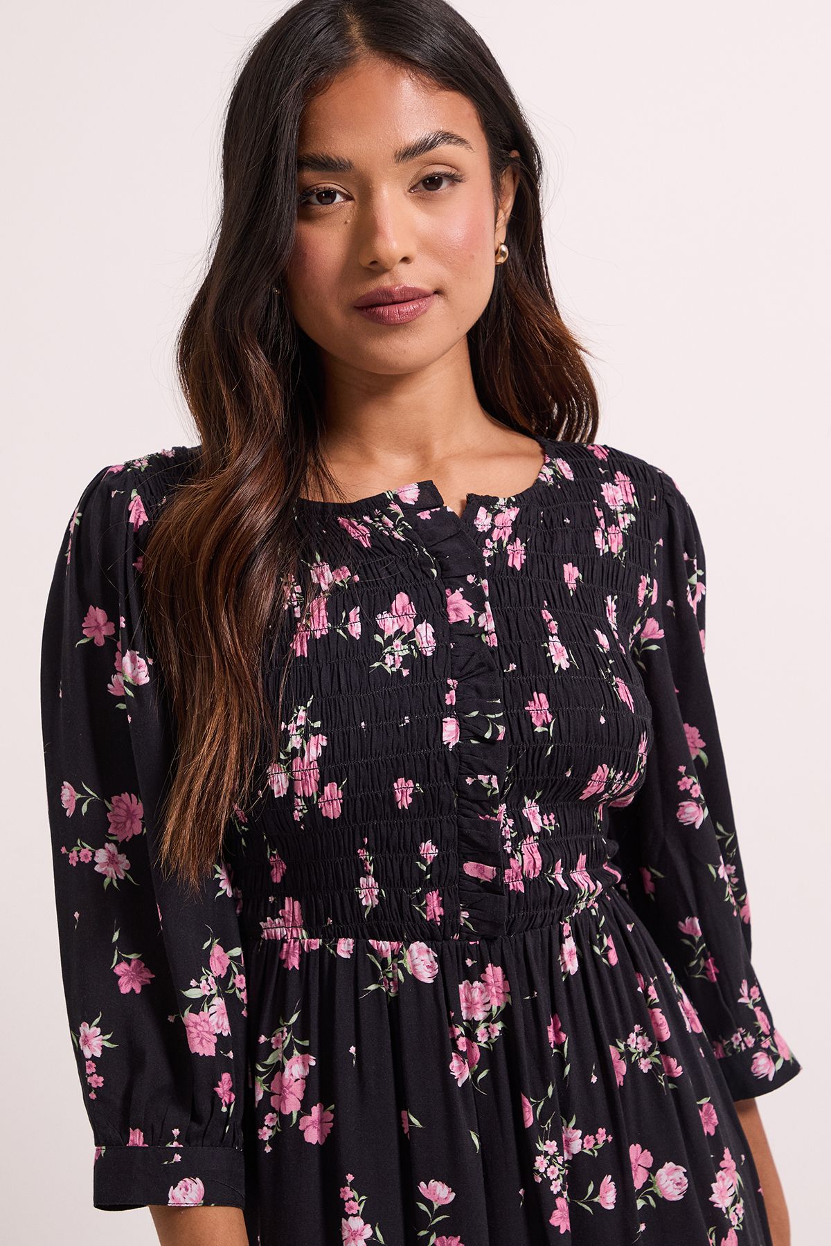 Dorothy Perkins Pink Floral Petite Shirred Bodice Button Detail Midi Dress Pink image 3