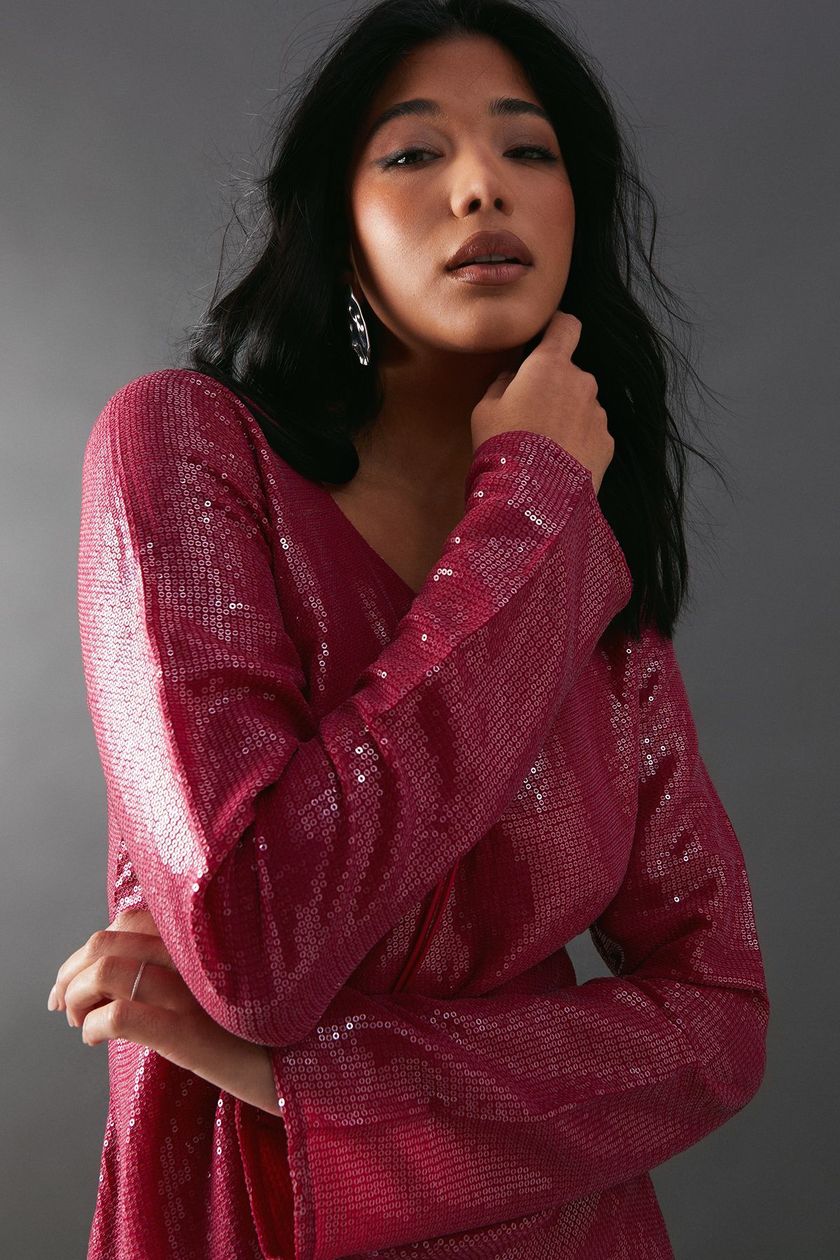 Warehouse Sequin Keyhole Tie Front Midi Dress Pink image 2