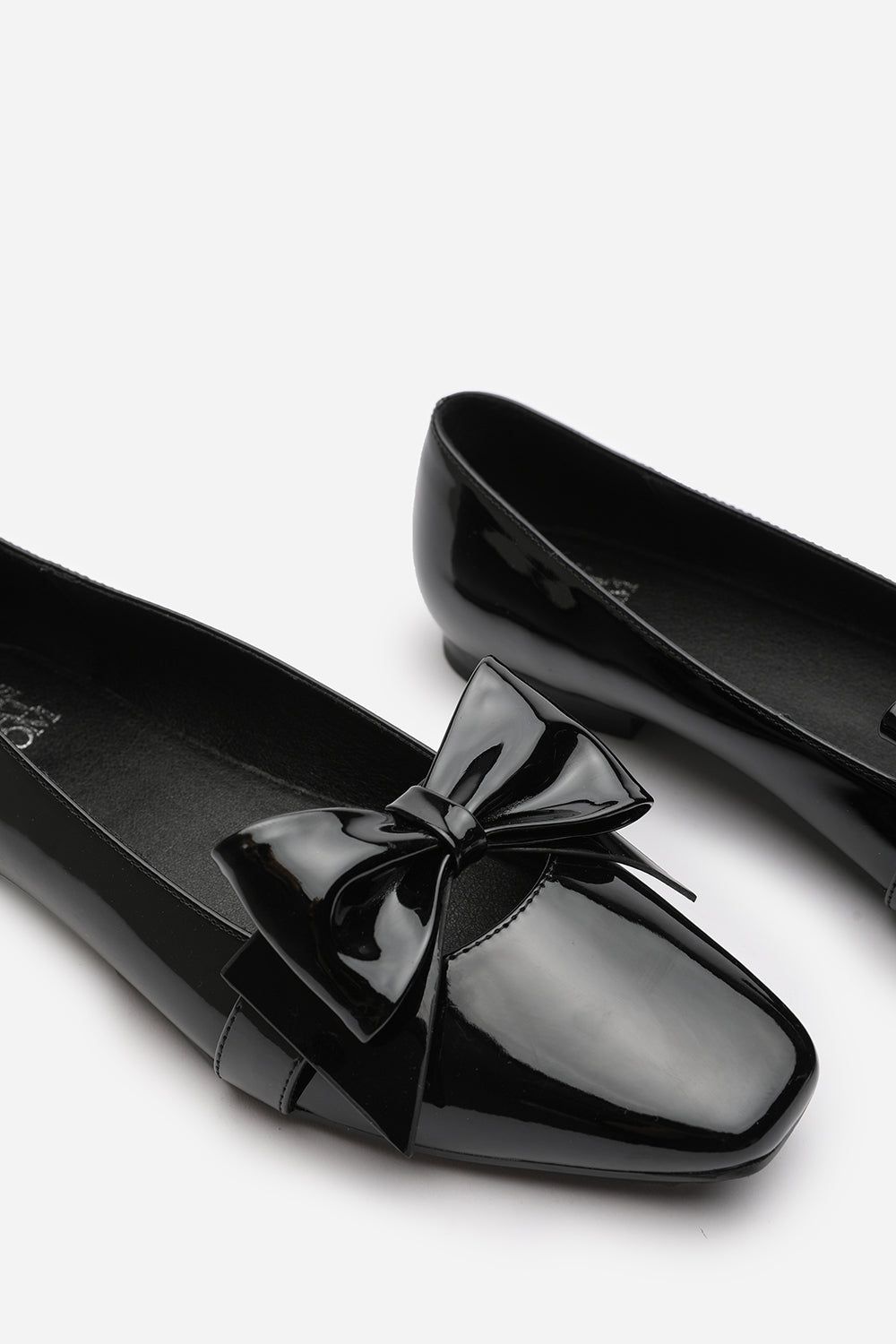 Where's That From 'Kaitlyn' Wide Fit Square Toe Ballet Flats With Bow Detail image 4