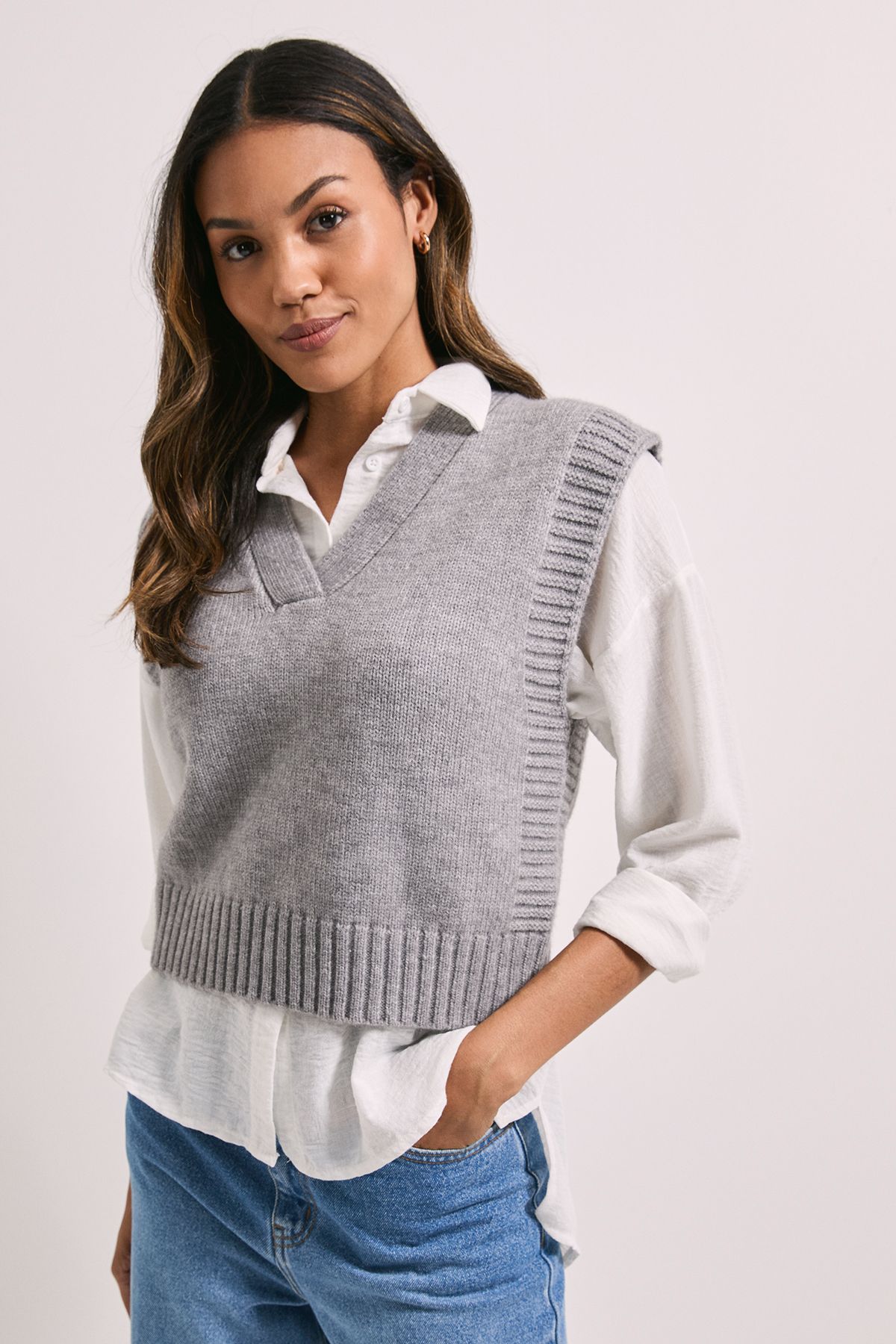 Dorothy Perkins Grey V Neck Knitted Tank Grey image 1