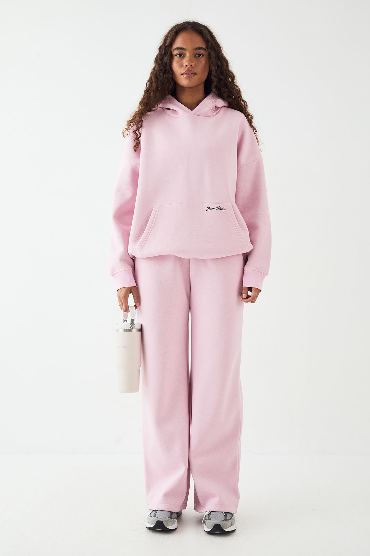 DSGN Studio DSGN Studio Script Embroidered Hooded Tracksuit Pink image 5