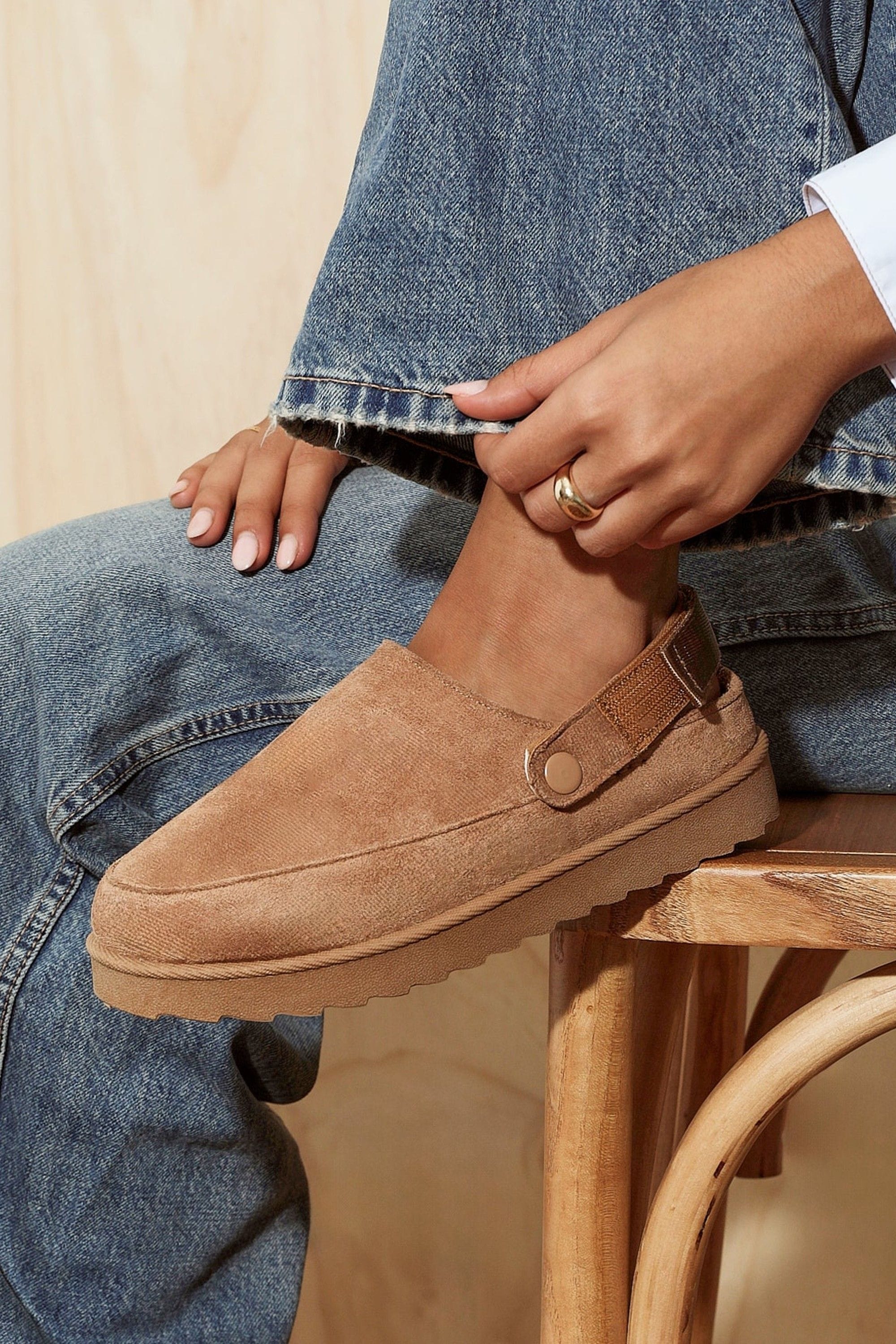 Linzi Teddy Chestnut Slip-On Slingback Clog image 7