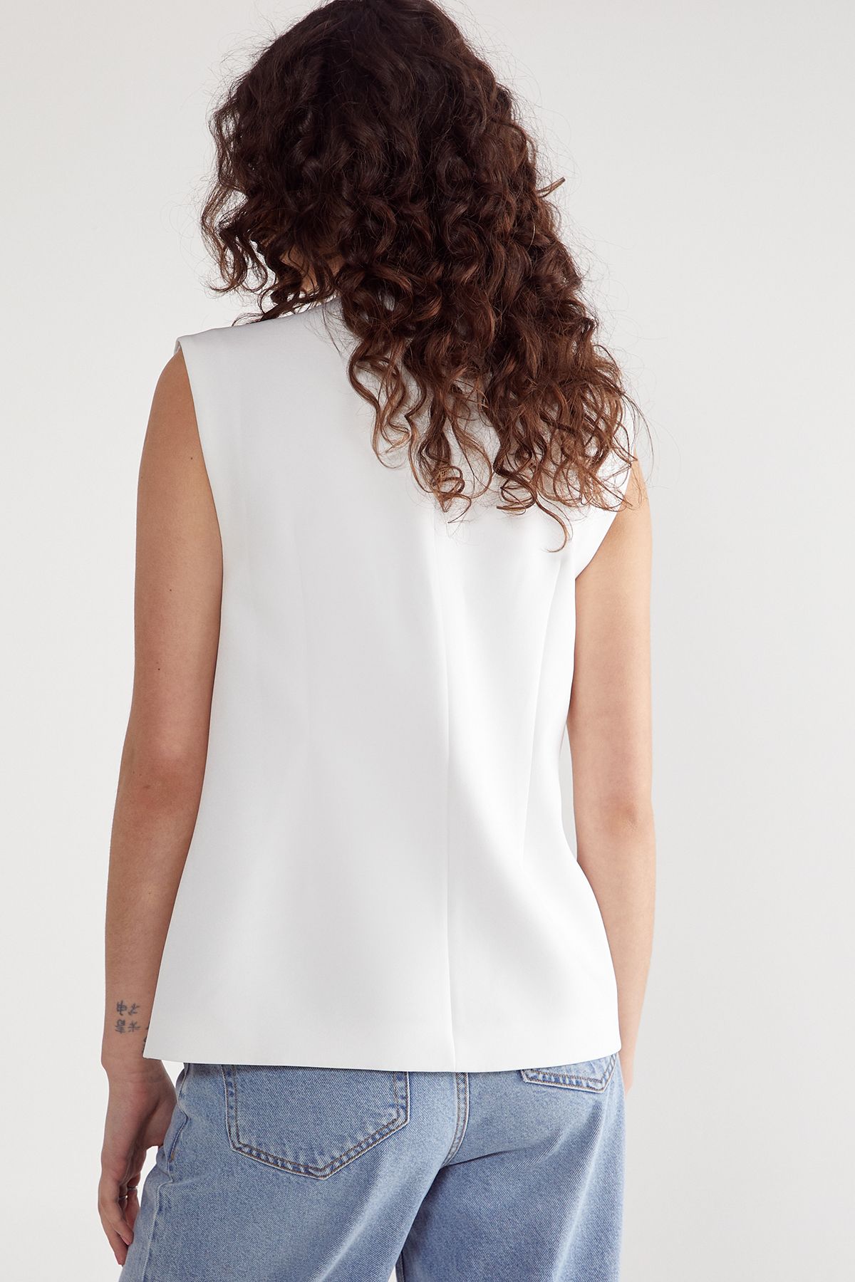 NastyGal Crochet Insert Tailored Vest Ivory image 4