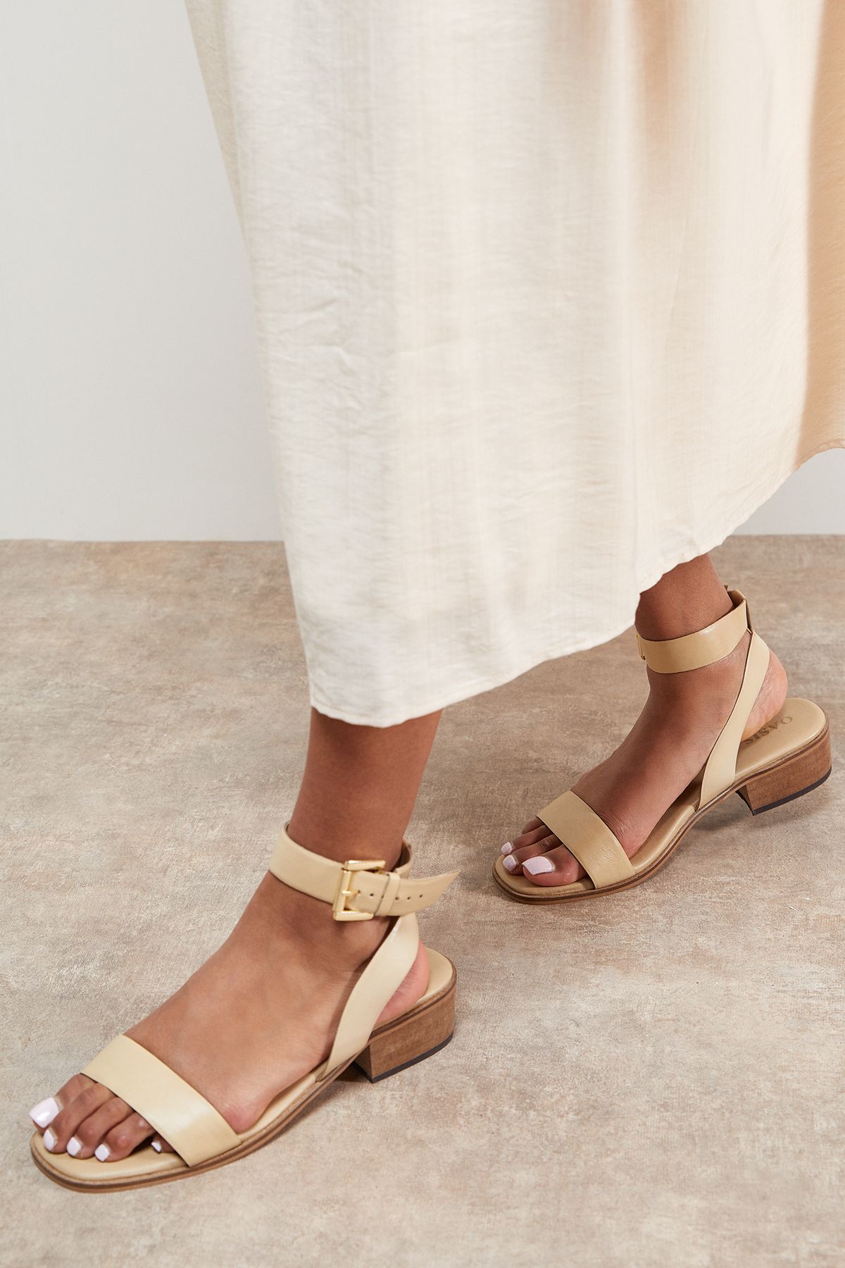 Oasis Gracie Real Leather Low Stacked Heeled Sandals Beige image 1