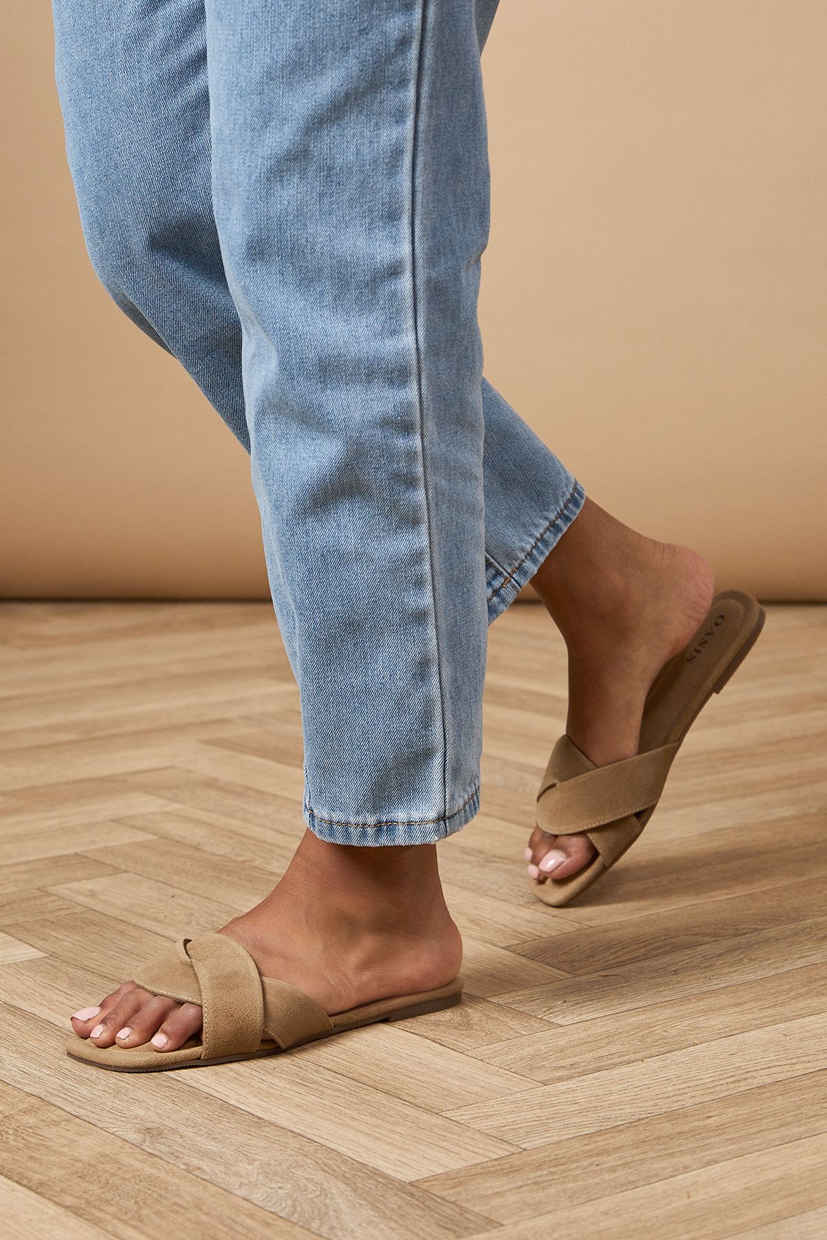 Oasis Fleeta Real Suede Twist Flat Mules Beige image 1