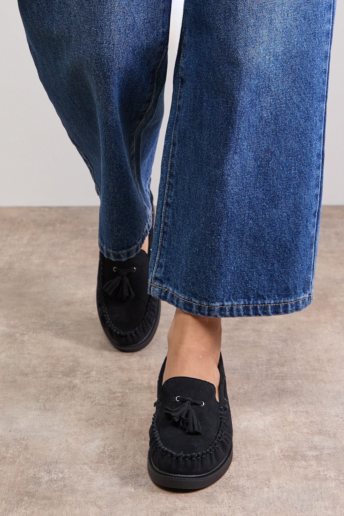 Oasis Estella Faux Suede Boat Shoe Loafers Natural Black image 3