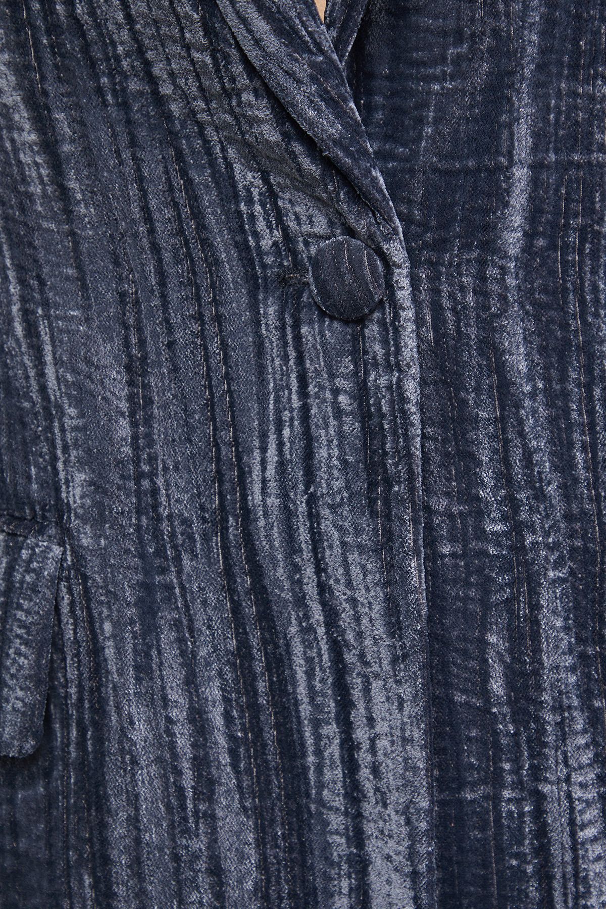 Warehouse Oversized Crushed Velvet Blazer Co-ord Dark Grey image 5