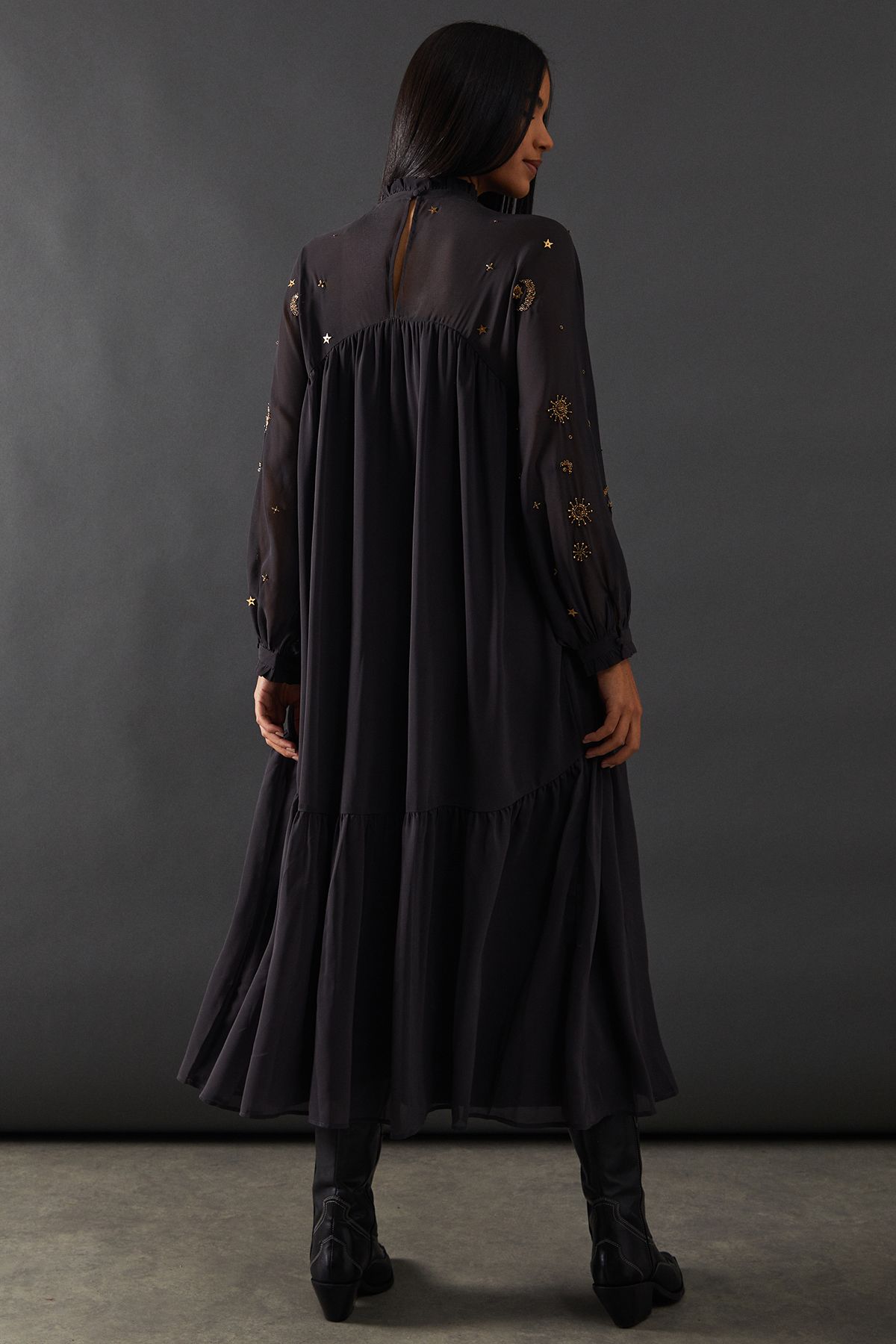 Warehouse Premium Moon Embellished Sequin Viscose Curved Hem Midi Smock Dress Charcoal image 3