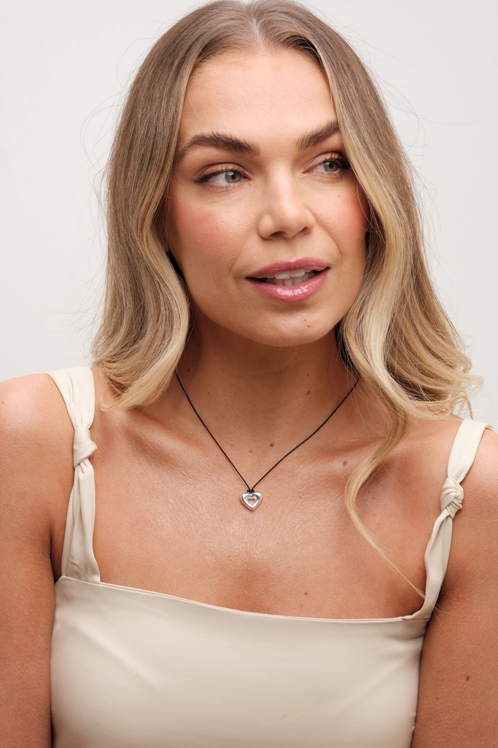 Simply Silver Sterling Silver 925 Cord Heart Pendant image 2