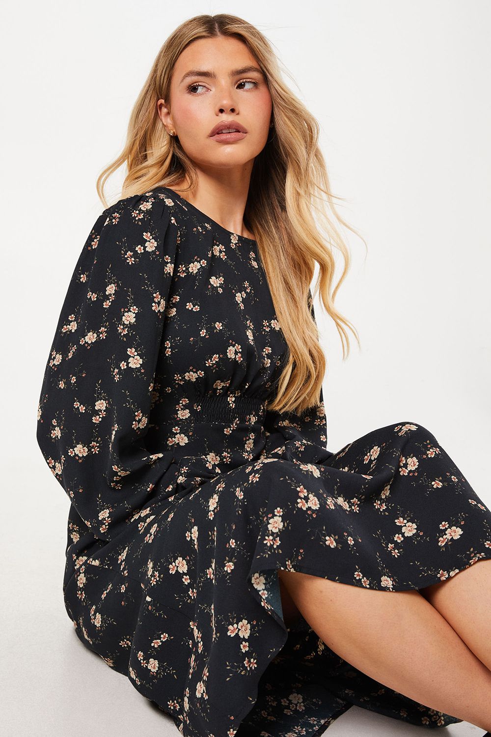 Dorothy Perkins Ditsy Floral Shirred Waist Long Sleeve Midi Dress Floral image 2