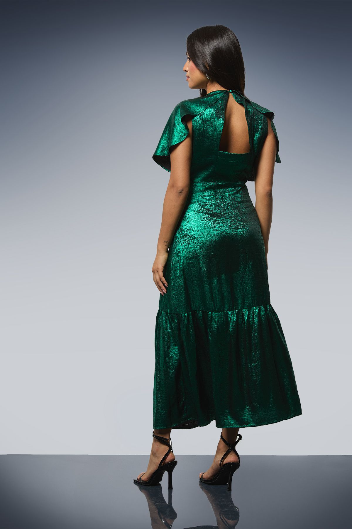 Dorothy Perkins Petite DP Luxe Cape Sleeve Metallic Satin Midaxi Dress Green image 3