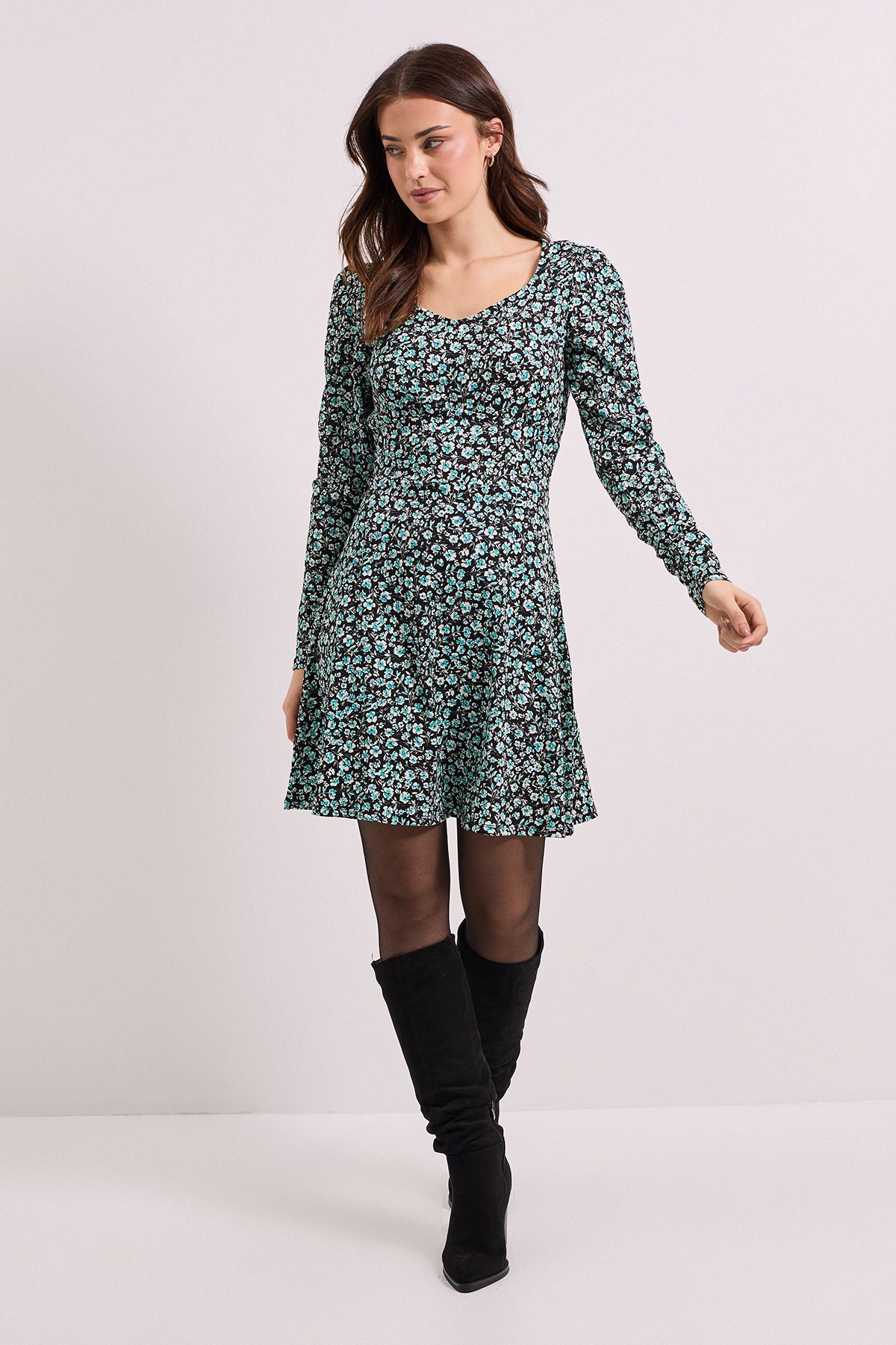 Dorothy Perkins Green Floral Sweetheart Neckline Empire Seam Mini Dress Green image 1