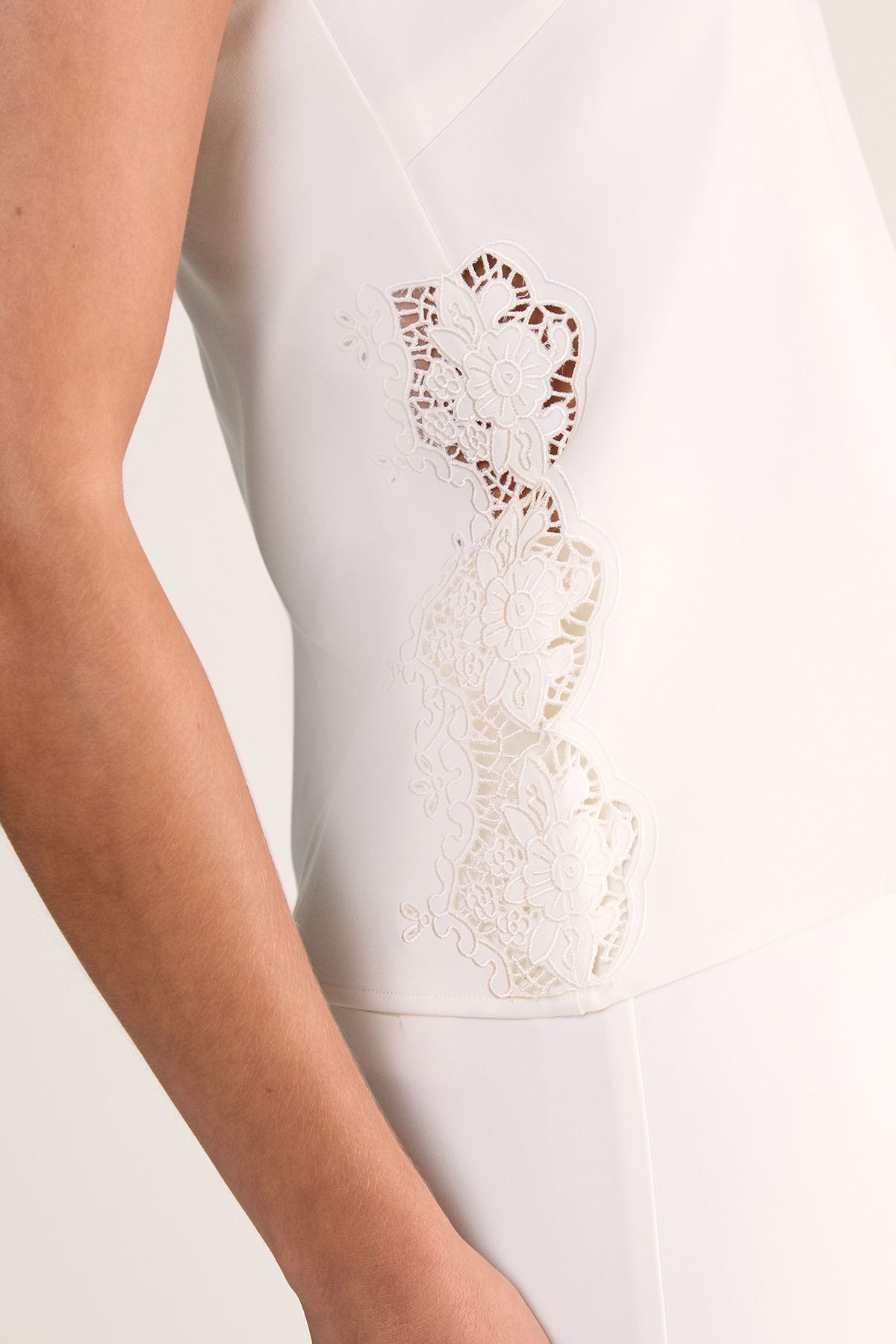 NastyGal Tailored Cutwork Side Strappy Top White image 3