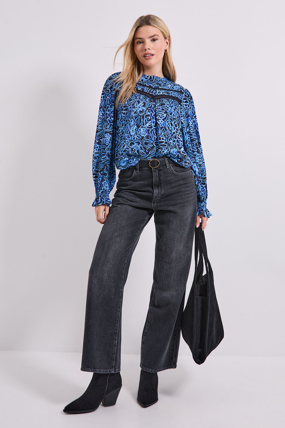 Dorothy Perkins Floral Lace Detail Printed Boho Blouse Blue image 2