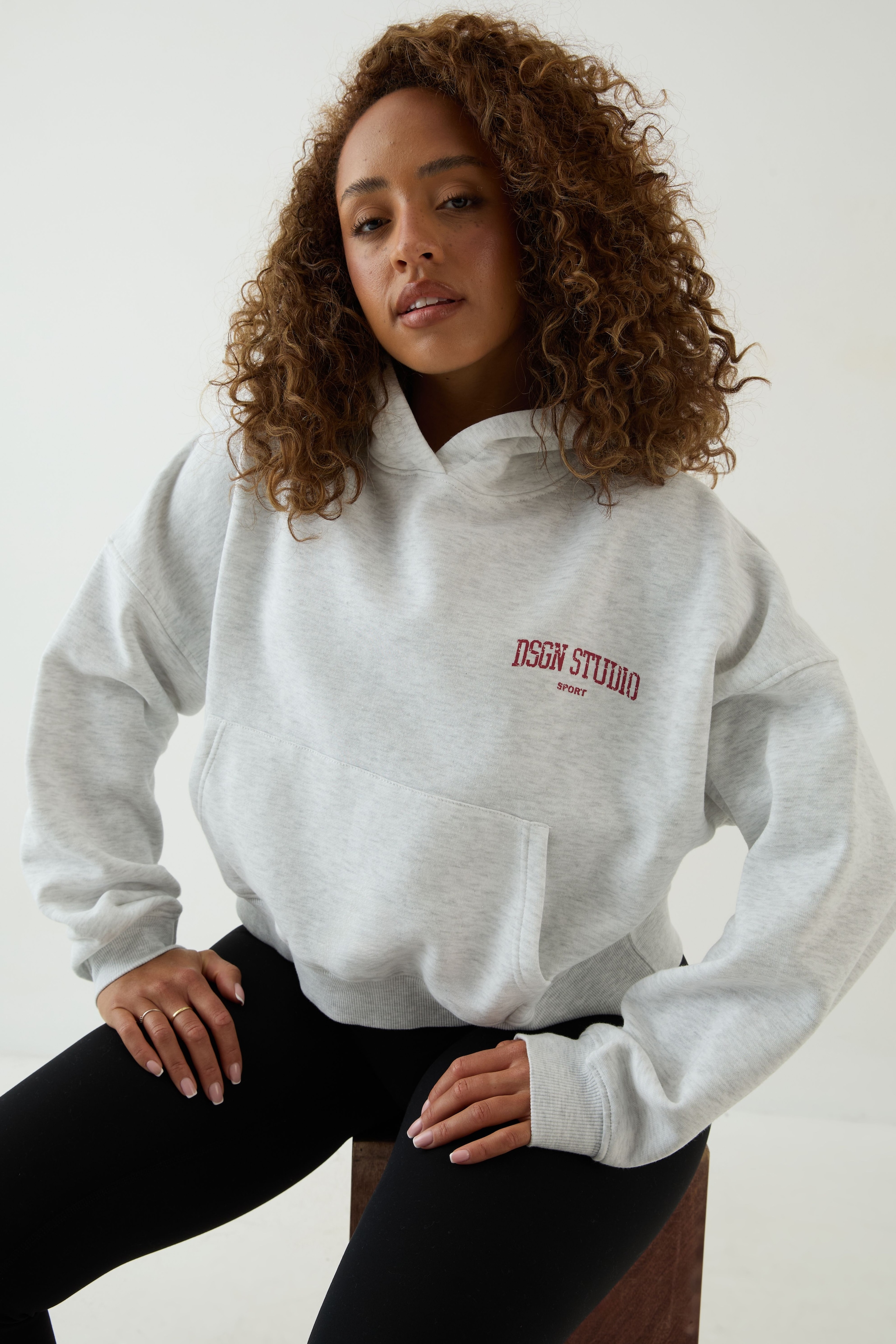 DSGN Studio DSGN Studio Collegiate Printed Boxy Hoodie Ash Grey image 3